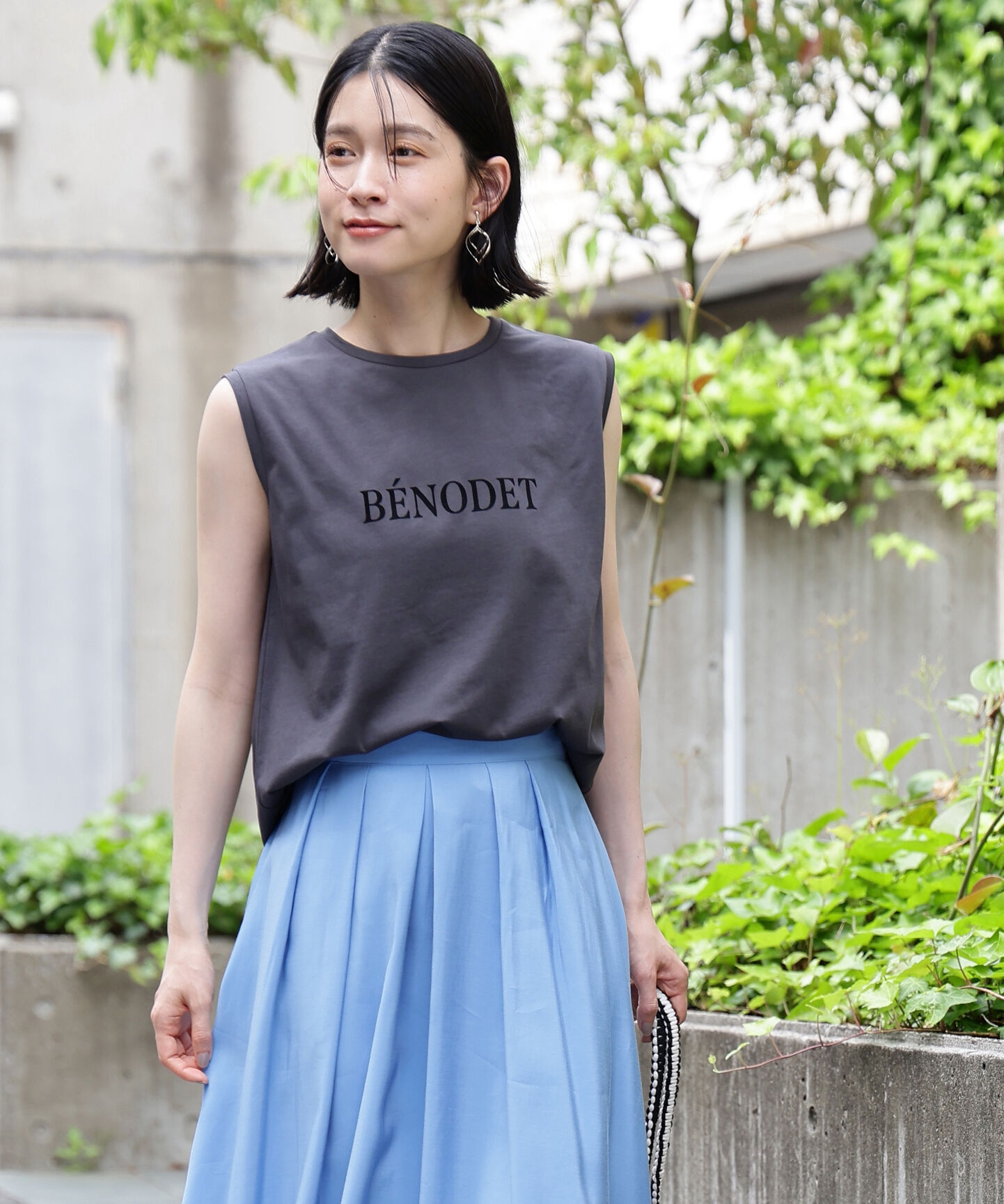  「フロッキープリントノースリーブTシャツ」|Tシャツ・カットソー|チャコール1