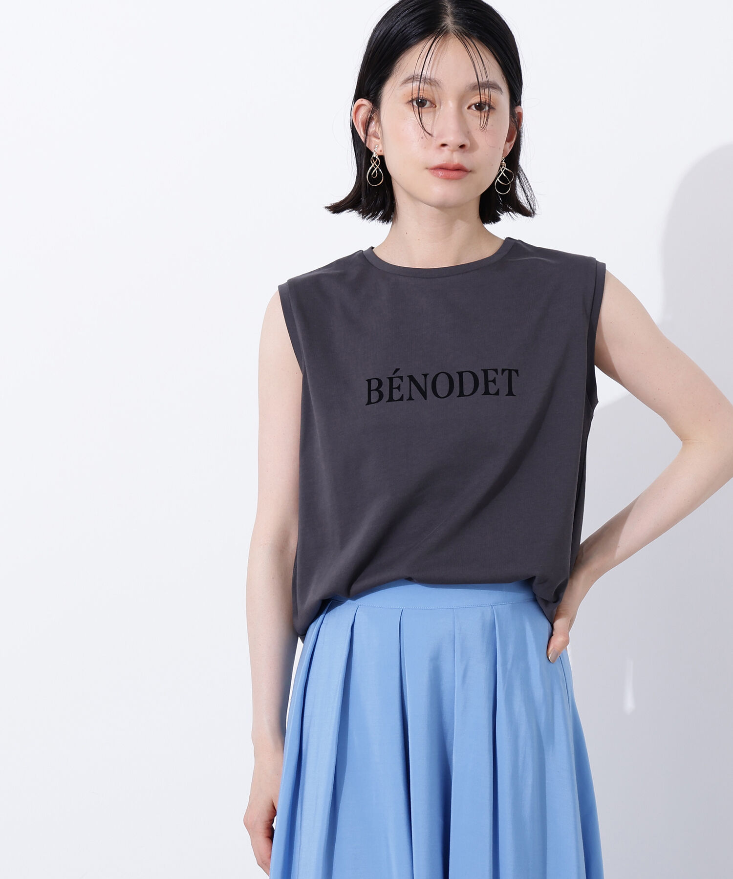  「フロッキープリントノースリーブTシャツ」|Tシャツ・カットソー|