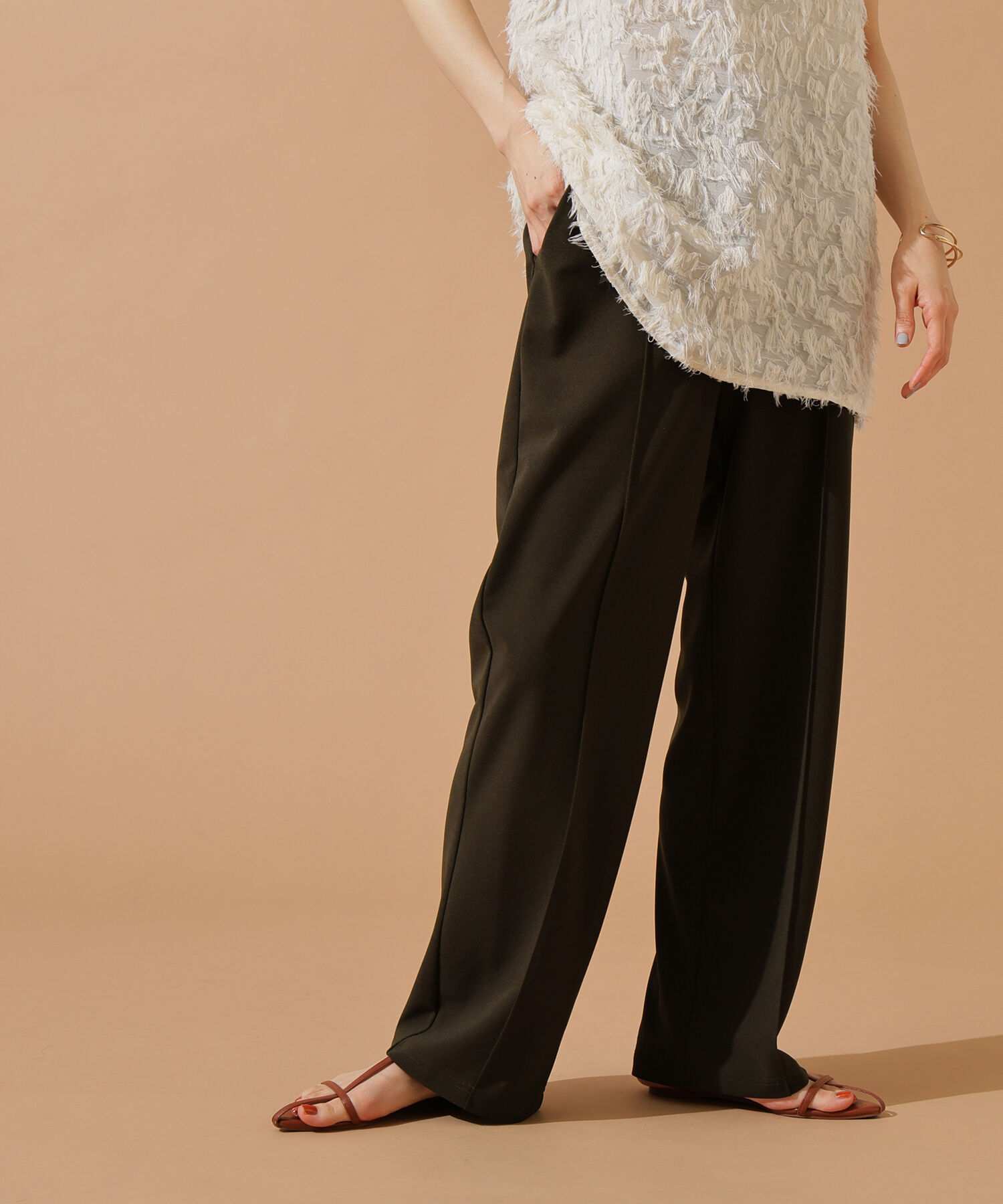  「ストレートリラクシーパンツ」|その他|