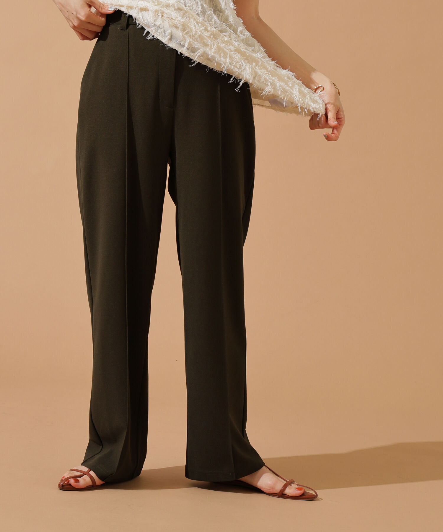  「ストレートリラクシーパンツ」|その他|