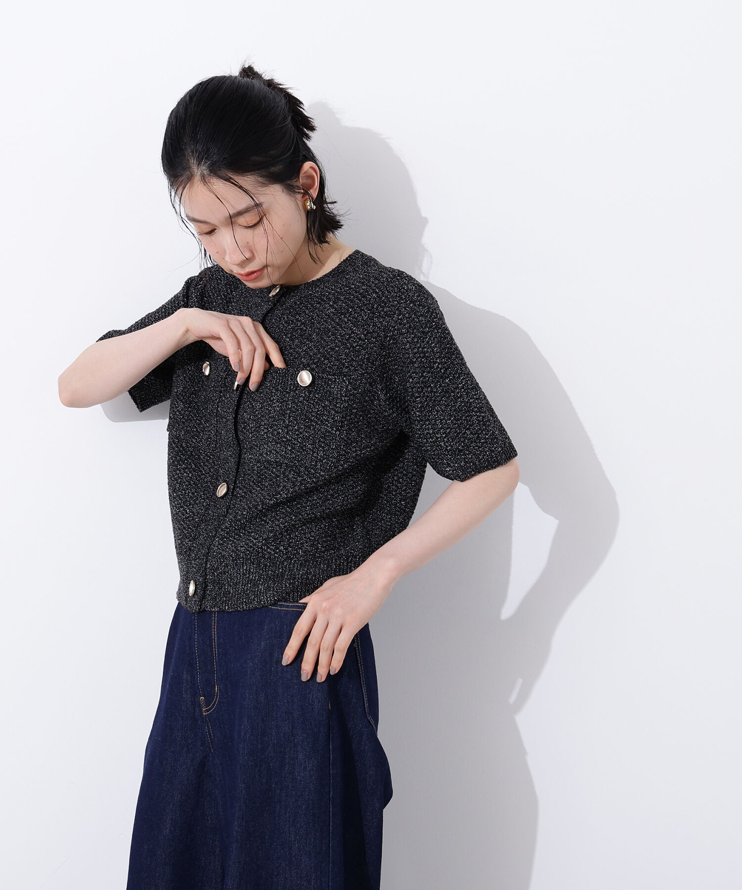  「ゴールドボタンニットカーディガン」|ニット・セーター|