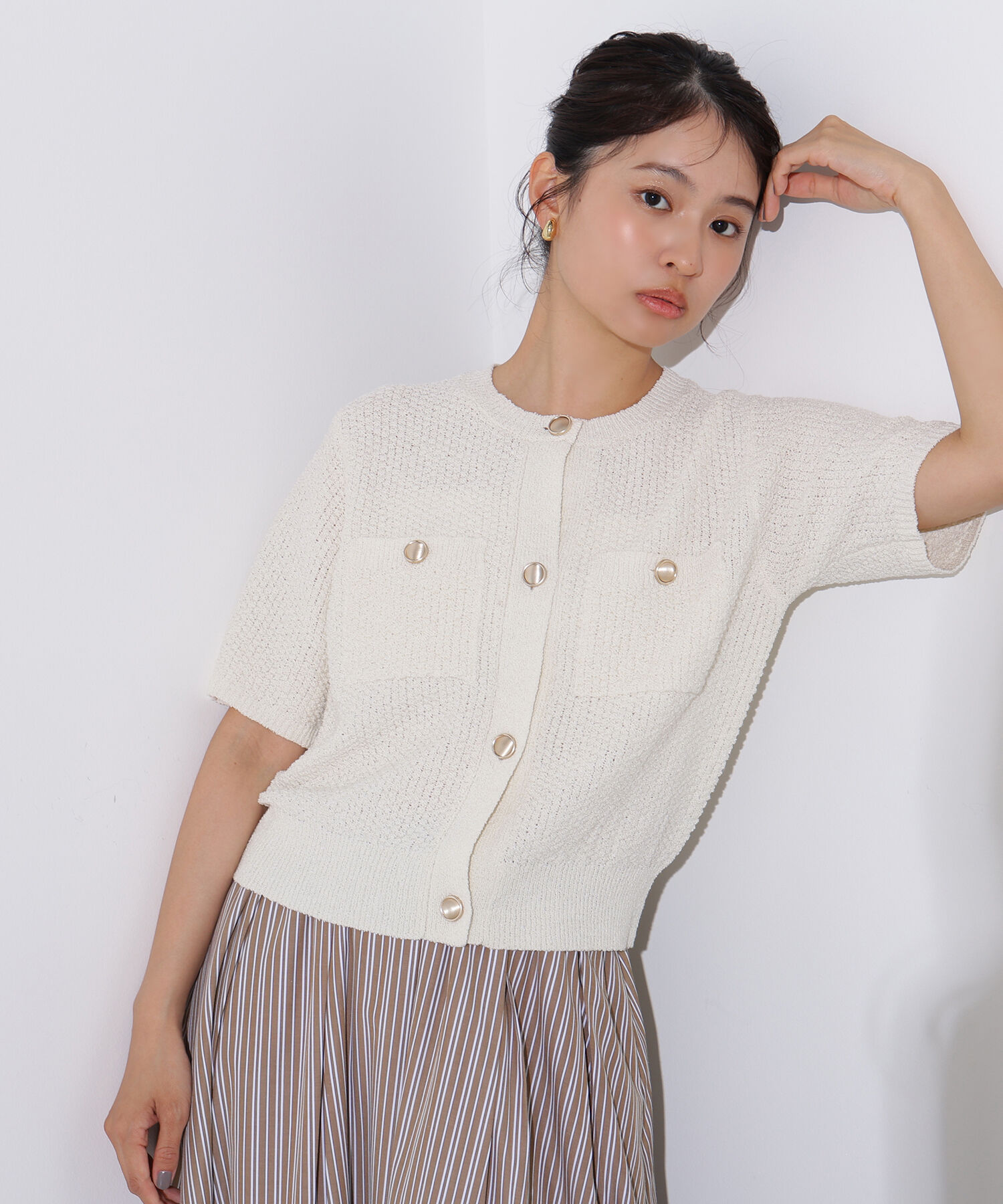  「ゴールドボタンニットカーディガン」|ニット・セーター|