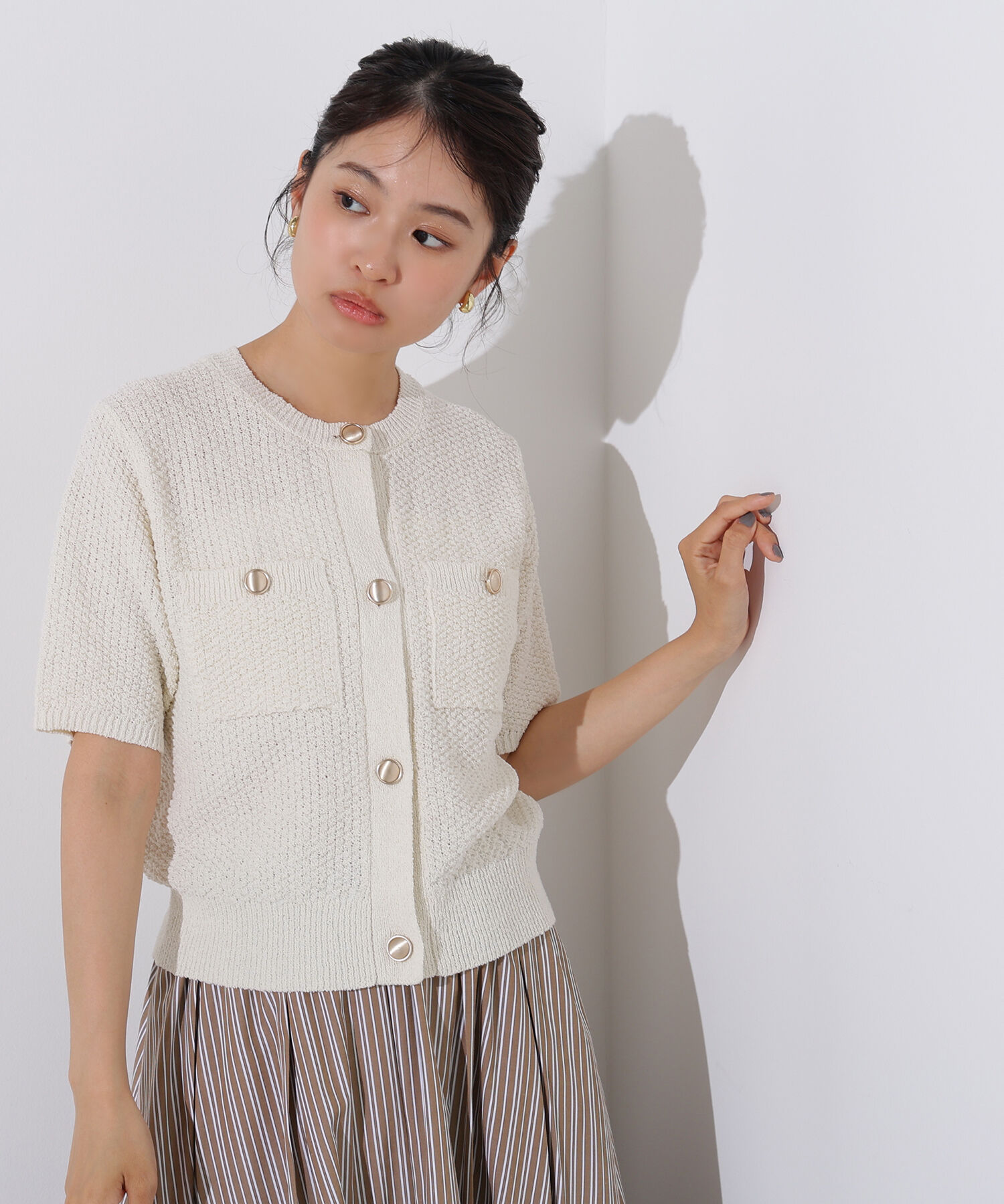  「ゴールドボタンニットカーディガン」|ニット・セーター|