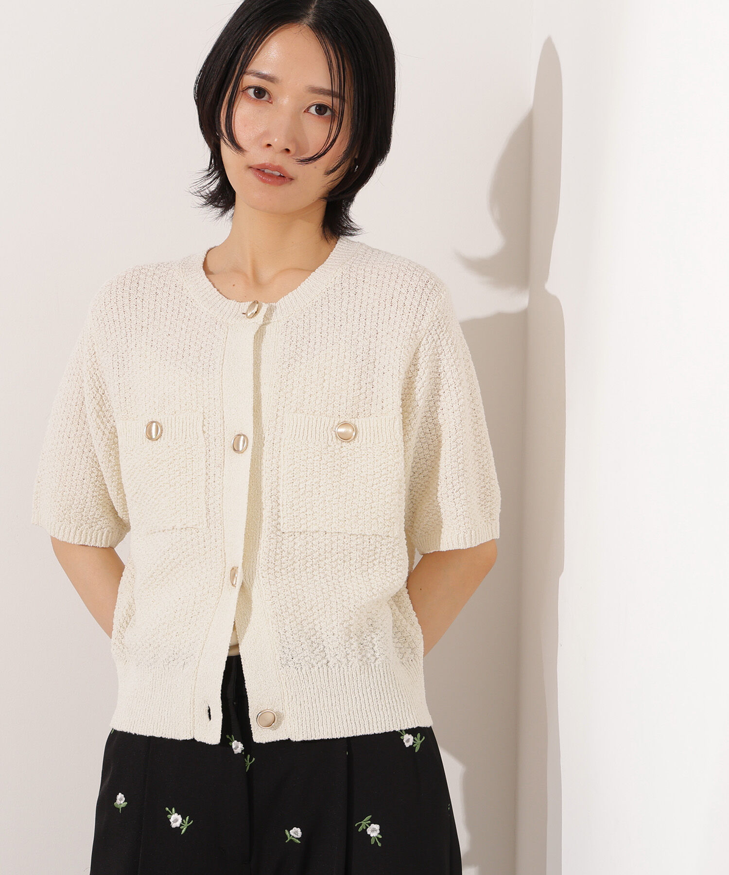  「ゴールドボタンニットカーディガン」|ニット・セーター|