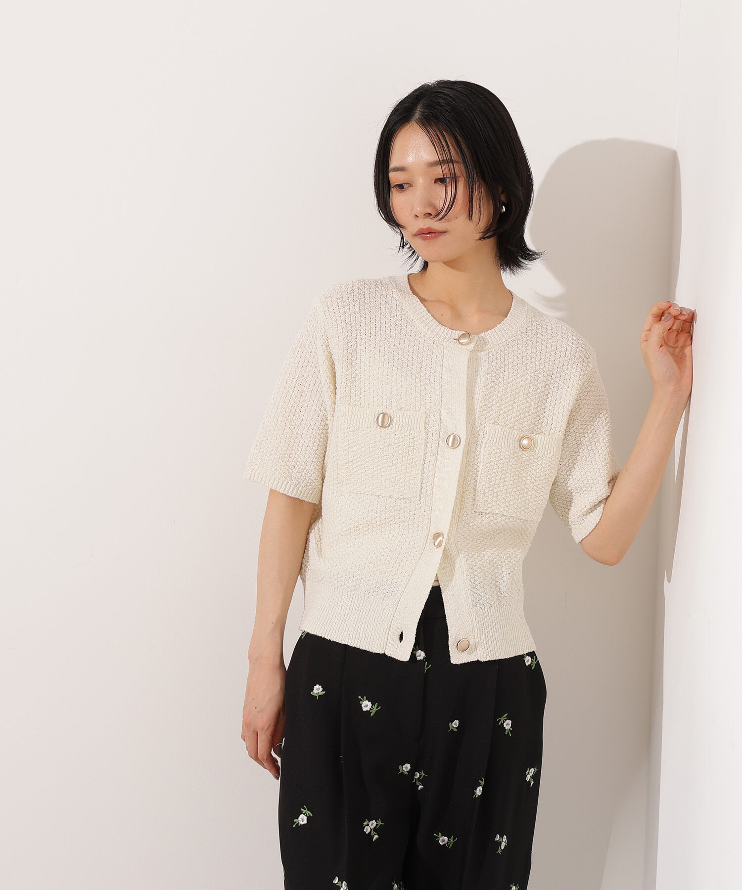  「ゴールドボタンニットカーディガン」|ニット・セーター|