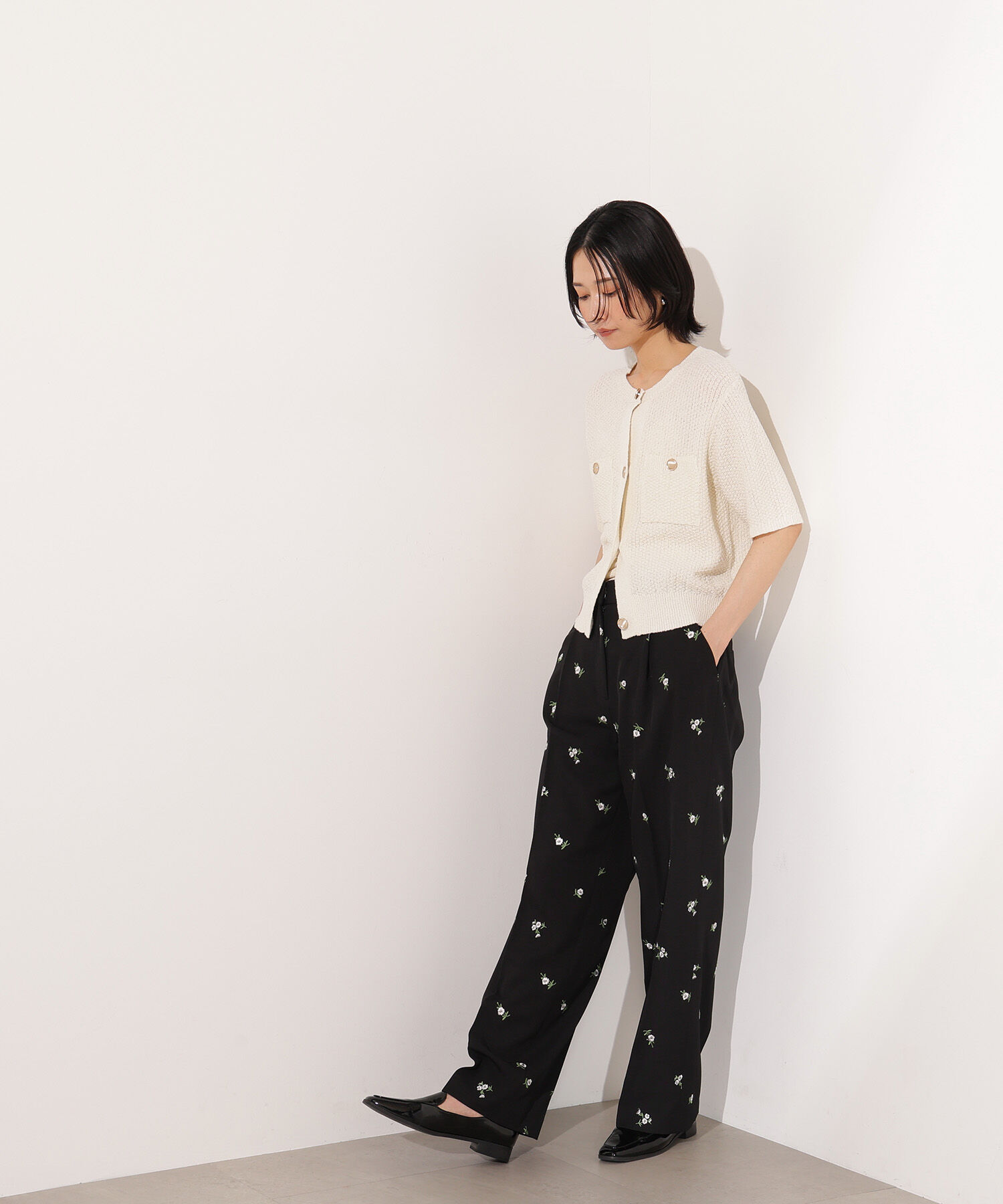  「ゴールドボタンニットカーディガン」|ニット・セーター|