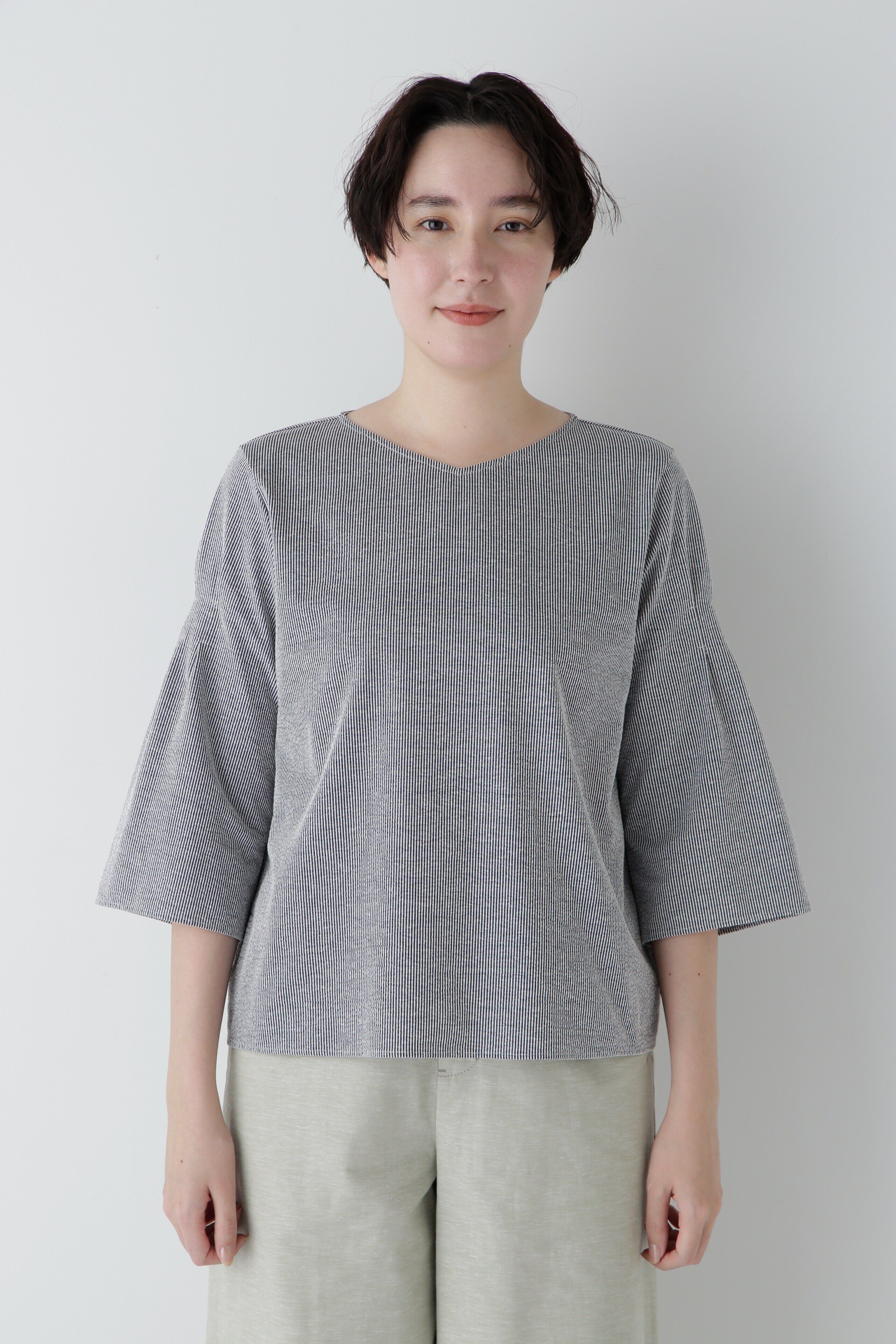  「◆ジャガードストライプジャージーＶネックプルオーバー」|Tシャツ・カットソー|