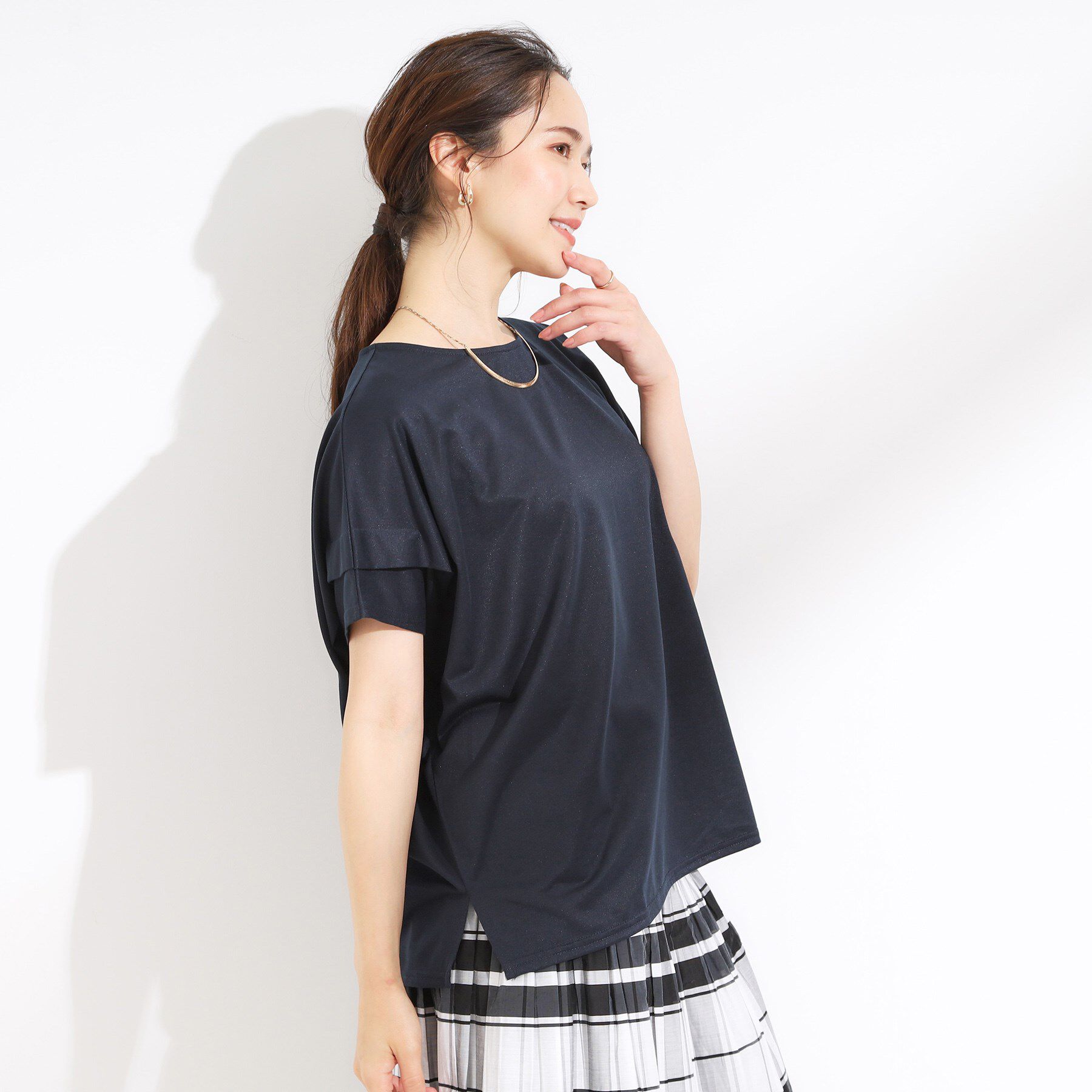 SHOO･LA･RUE「【S-LL/UV/吸水速乾】さらりと着こなす 肩タックゆるトップス」|Tシャツ・カットソー|