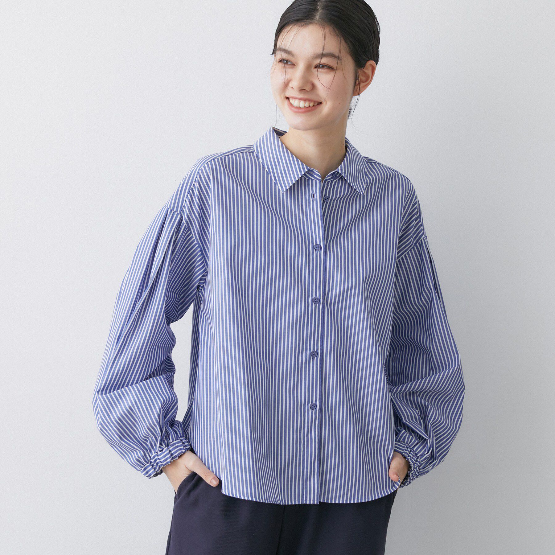 Dessin「【洗える】バルーンスリーブバンドカラーシャツ」|シャツ・ブラウス|ネイビー(396)