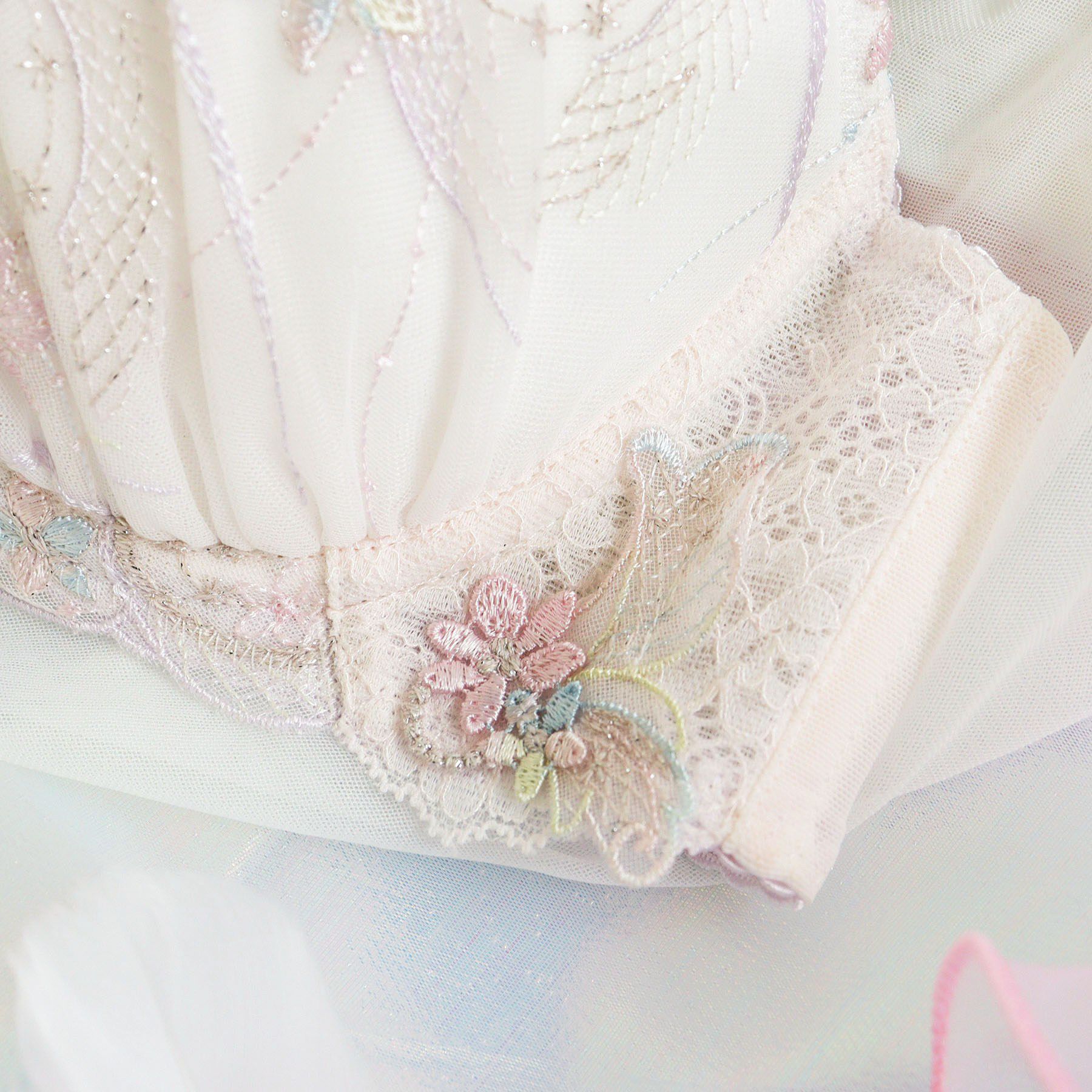 Risa Magli「コリンナ ブラジャー (B-C) ＜リサマリミラクル谷間ブラ＞」|インナー|