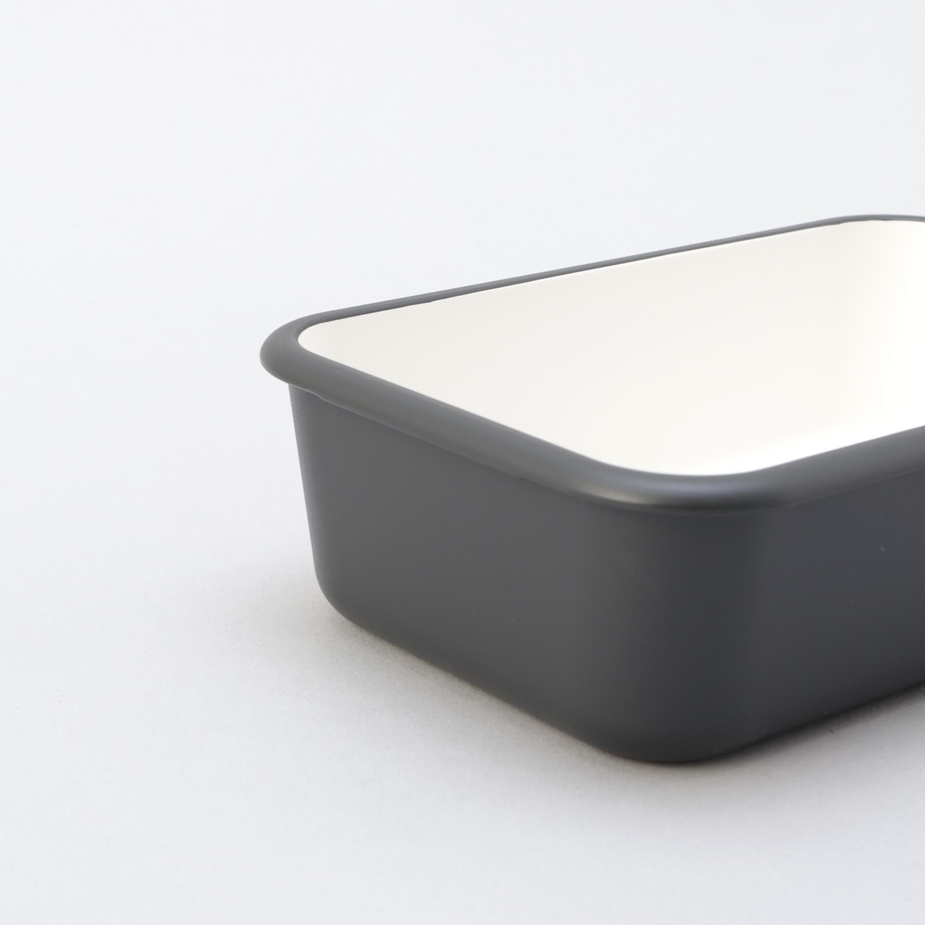 212 KITCHEN STORE「ステイプルユニ タイトランチ1段 600 BK」|食器・キッチングッズ|