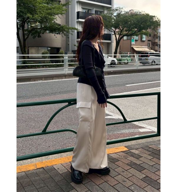 LAGUNAMOON「サテンカーゴワイドパンツ」|カーゴ|