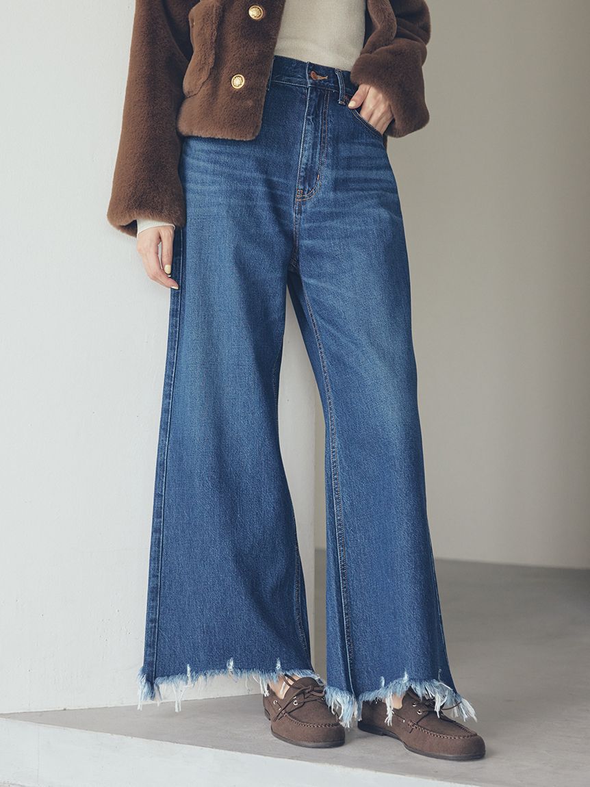 Mila Owen「裾フリンジクロップドフレアデニムパンツ」|デニム|BLU