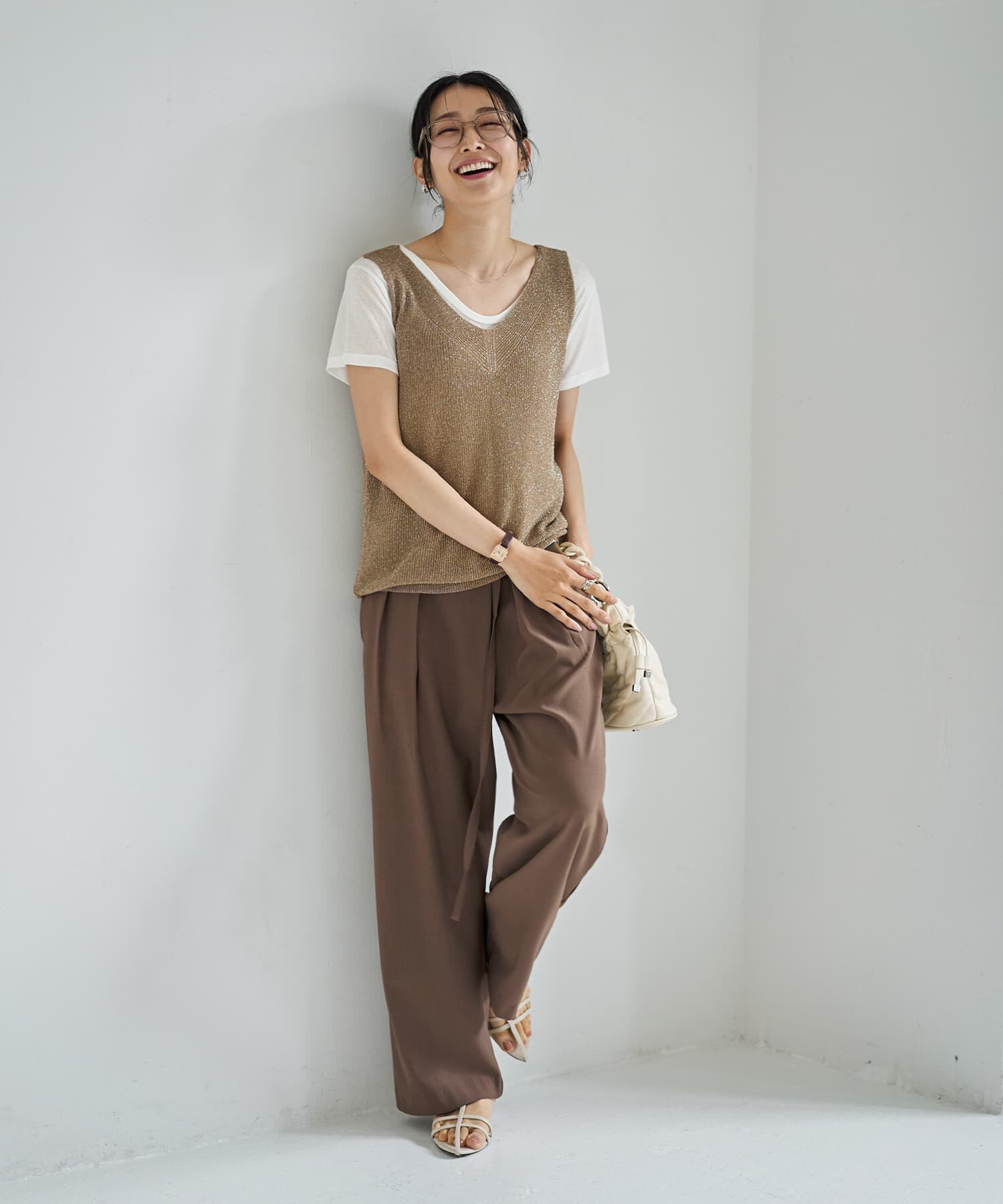 STYLE DELI「薄くて柔らかなラメVネックニットベスト」|ニット・セーター|