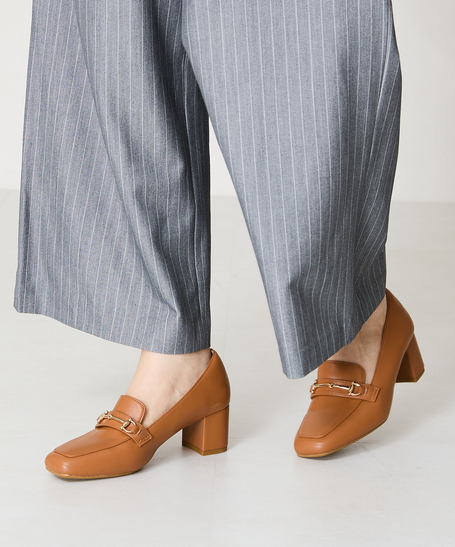 ORiental TRaffic「【跳べるパンプス/シリーズ累計１５０万足突破 】ビット ヒールローファー /R-3214 厚手クッション」|パンプス|