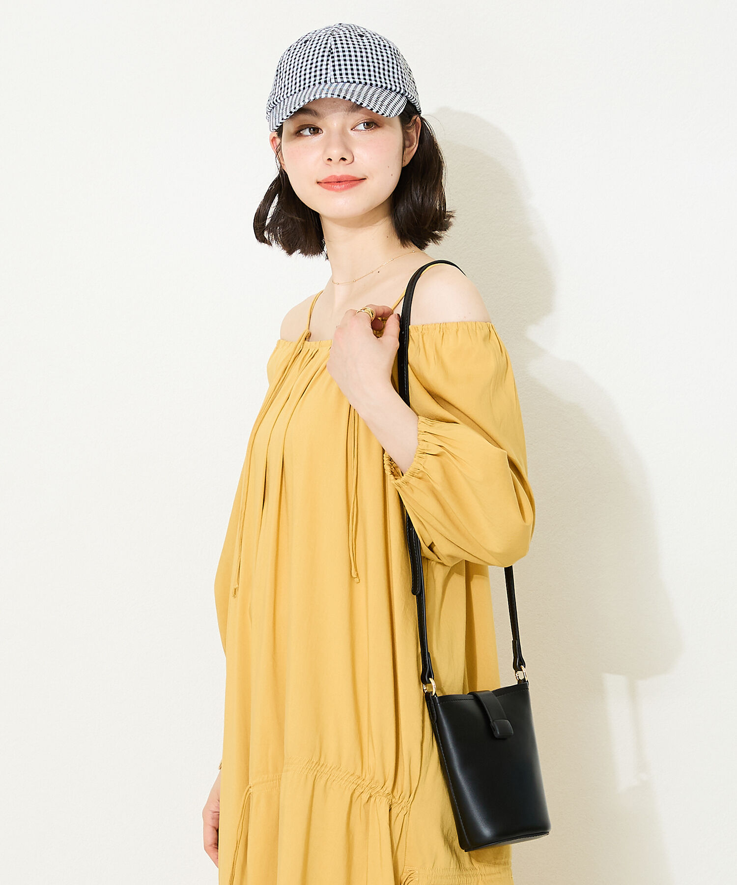 ORiental TRaffic「【BAG】フラップ付きショルダーポーチ/BA-231 ポーチ バッグ　普段使い お出掛け 旅行 カジュアル」|ショルダー・メッセンジャー|