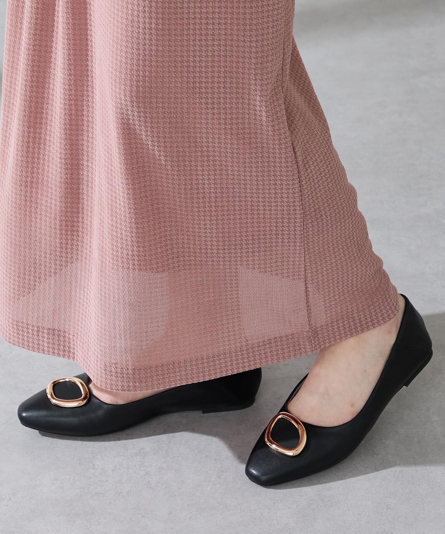 WA Oriental TRaffic「●2025秋冬新作●ゴールドモチーフフラットパンプス/52309」|パンプス|