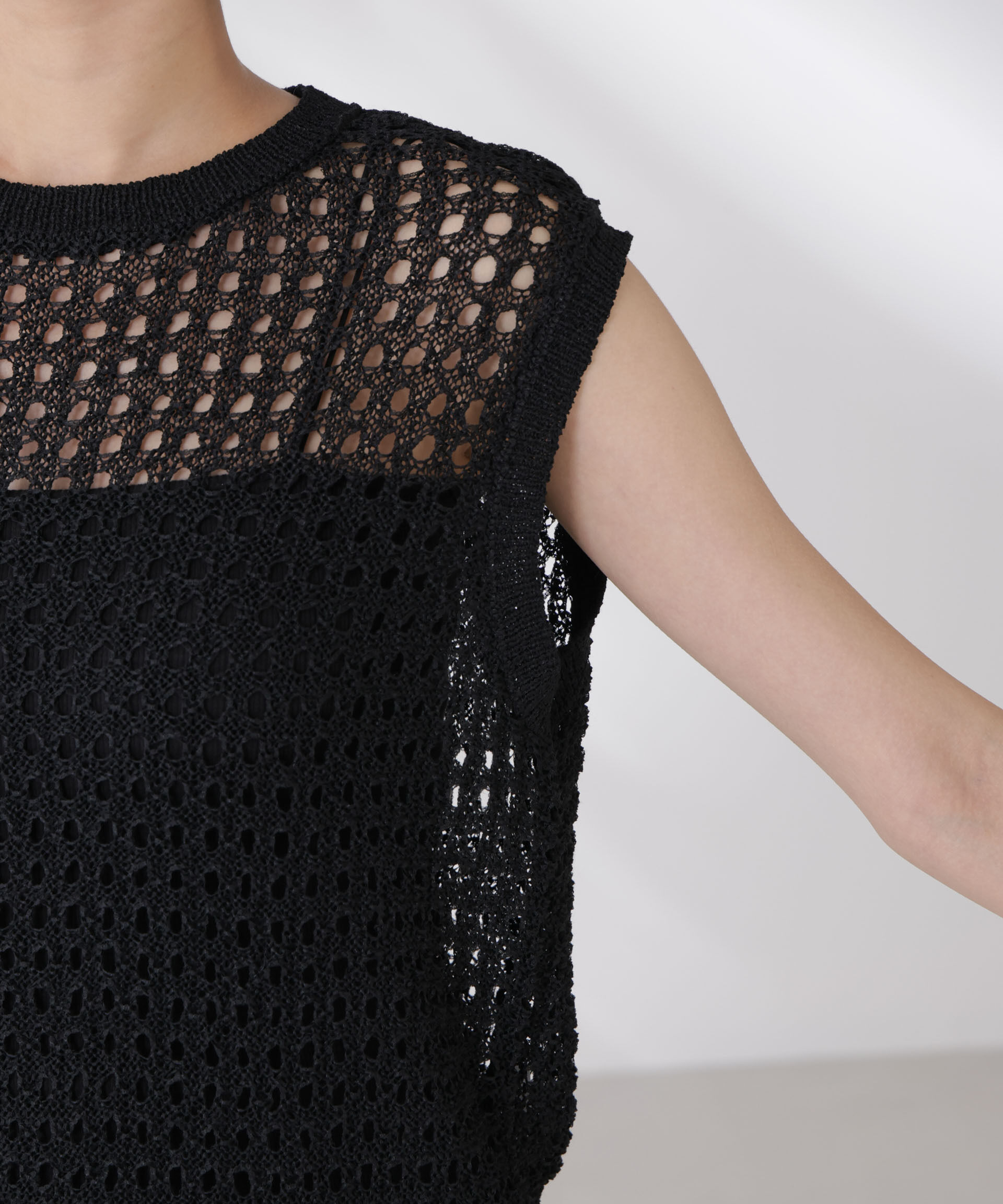 nano･universe「テープヤーンメッシュニットベスト」|ニット・セーター|