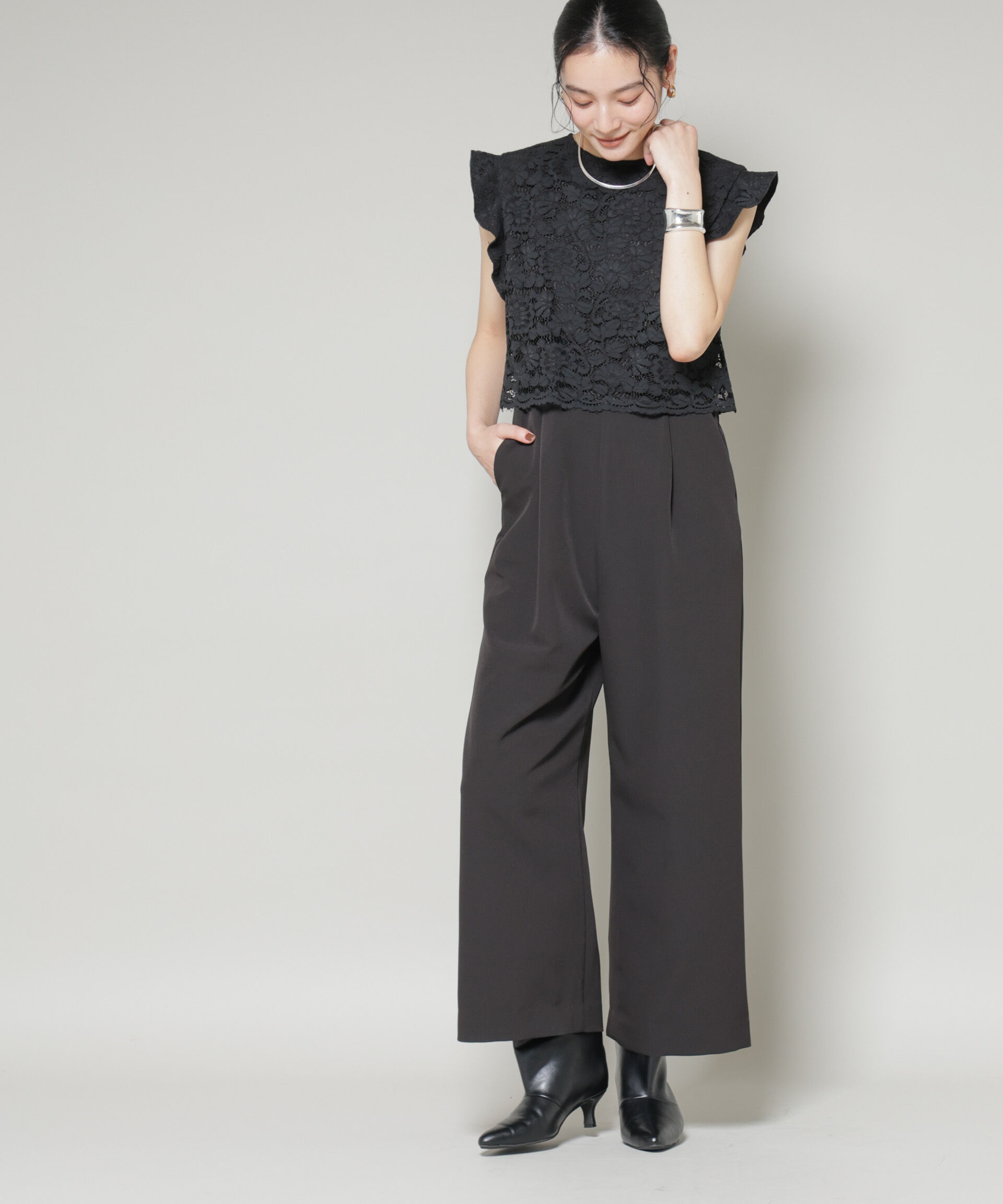 nano･universe「レースドッキングオールインワン」|ワンピース|