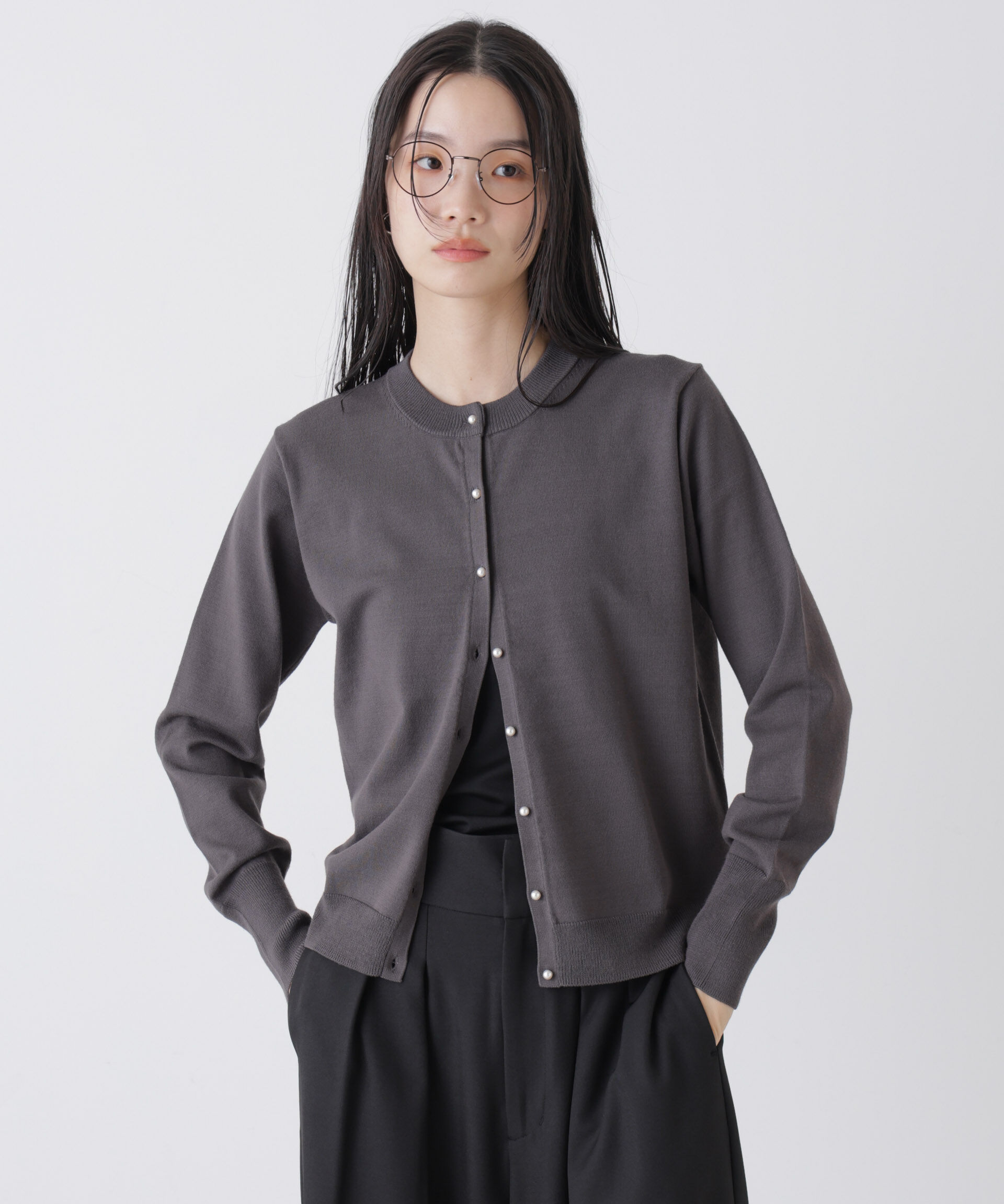 nano･universe「洗濯機洗可バンブーレーヨンニット パールボタンカーディガン」|ニット・セーター|