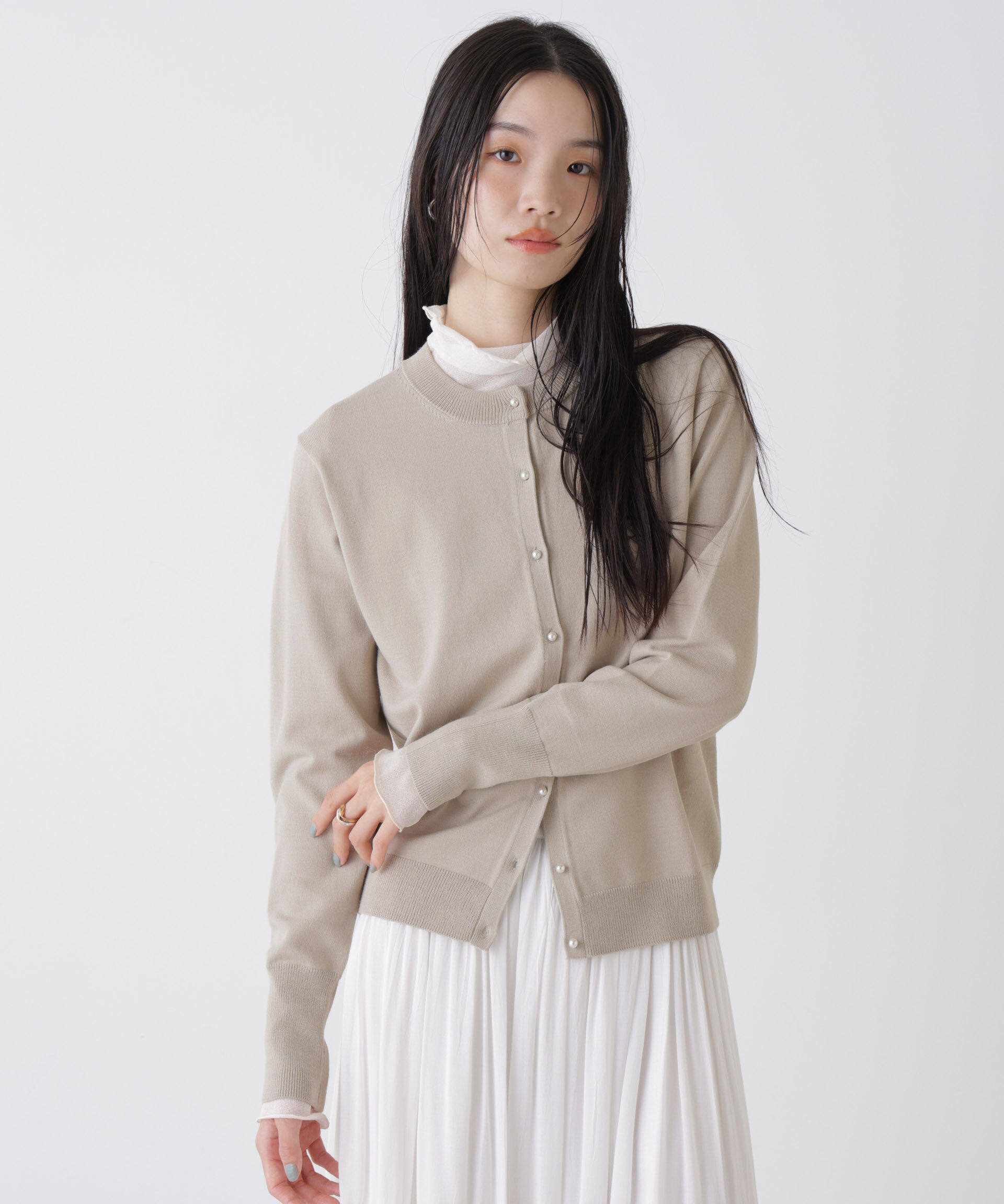 nano･universe「洗濯機洗可バンブーレーヨンニット パールボタンカーディガン」|ニット・セーター|