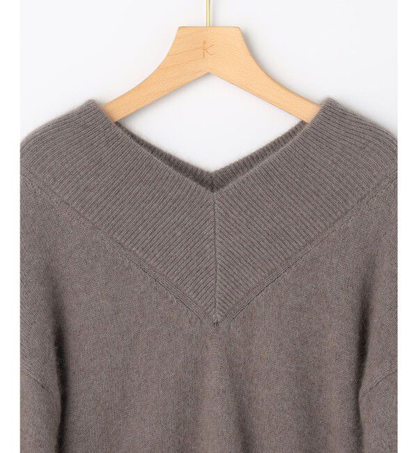 組曲「フラッフィーファーＶネック ニット」|ニット・セーター|