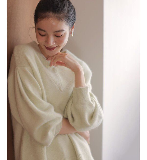 組曲「フラッフィーファーＶネック ニット」|ニット・セーター|
