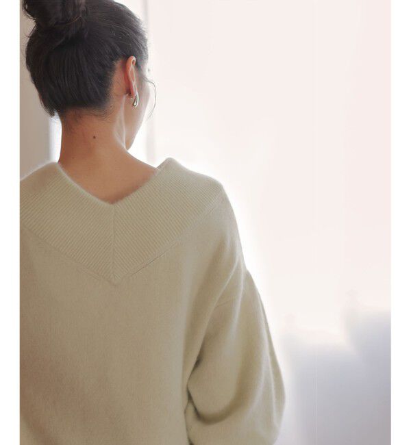 組曲「フラッフィーファーＶネック ニット」|ニット・セーター|