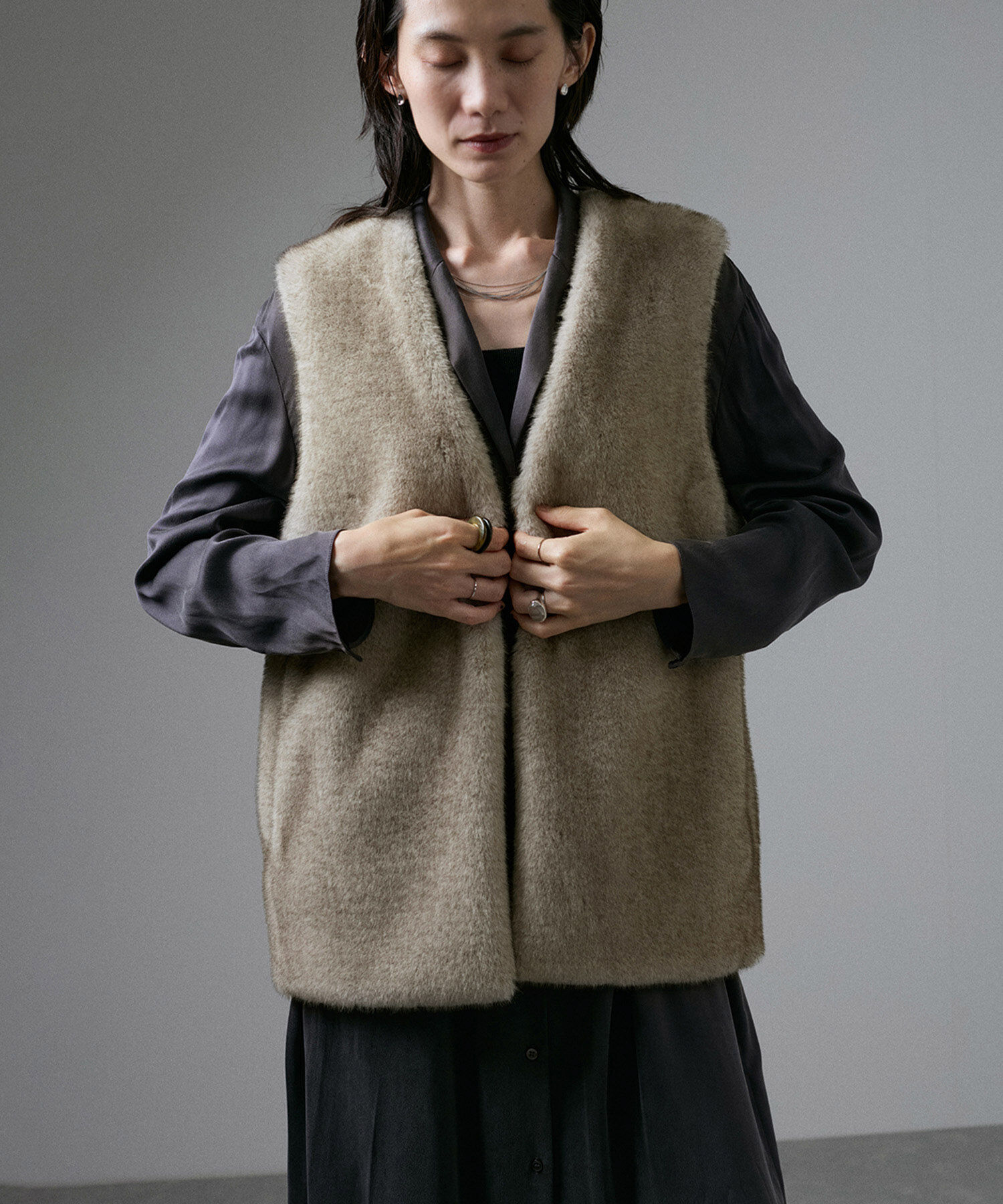 SALON adam et rope'「ミンクライクエコファージレ/ベスト【制電機能/静電気防止】」|ベスト・ジレ|