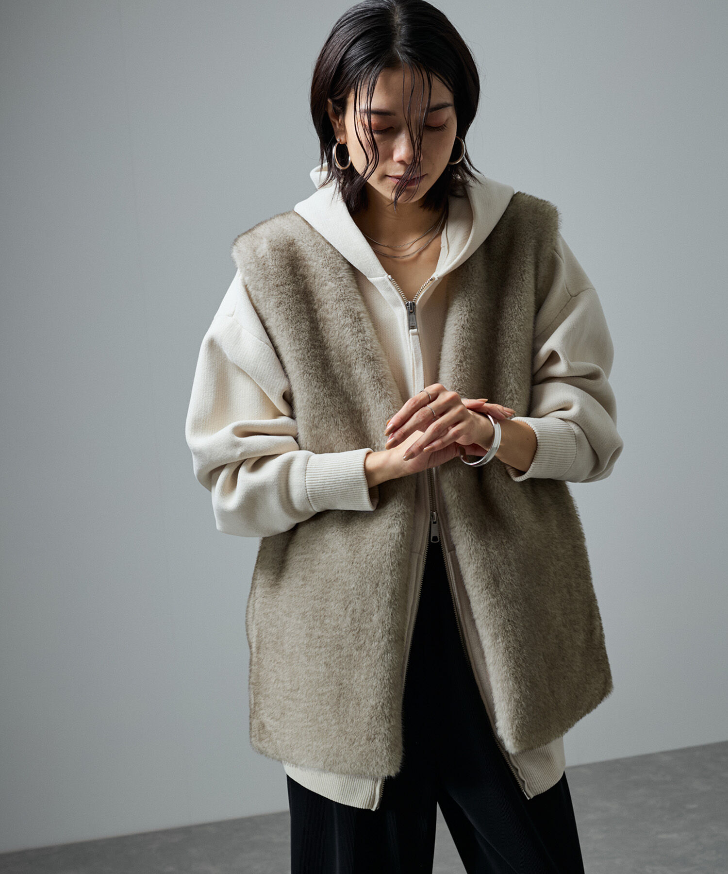 SALON adam et rope'「ミンクライクエコファージレ/ベスト【制電機能/静電気防止】」|ベスト・ジレ|