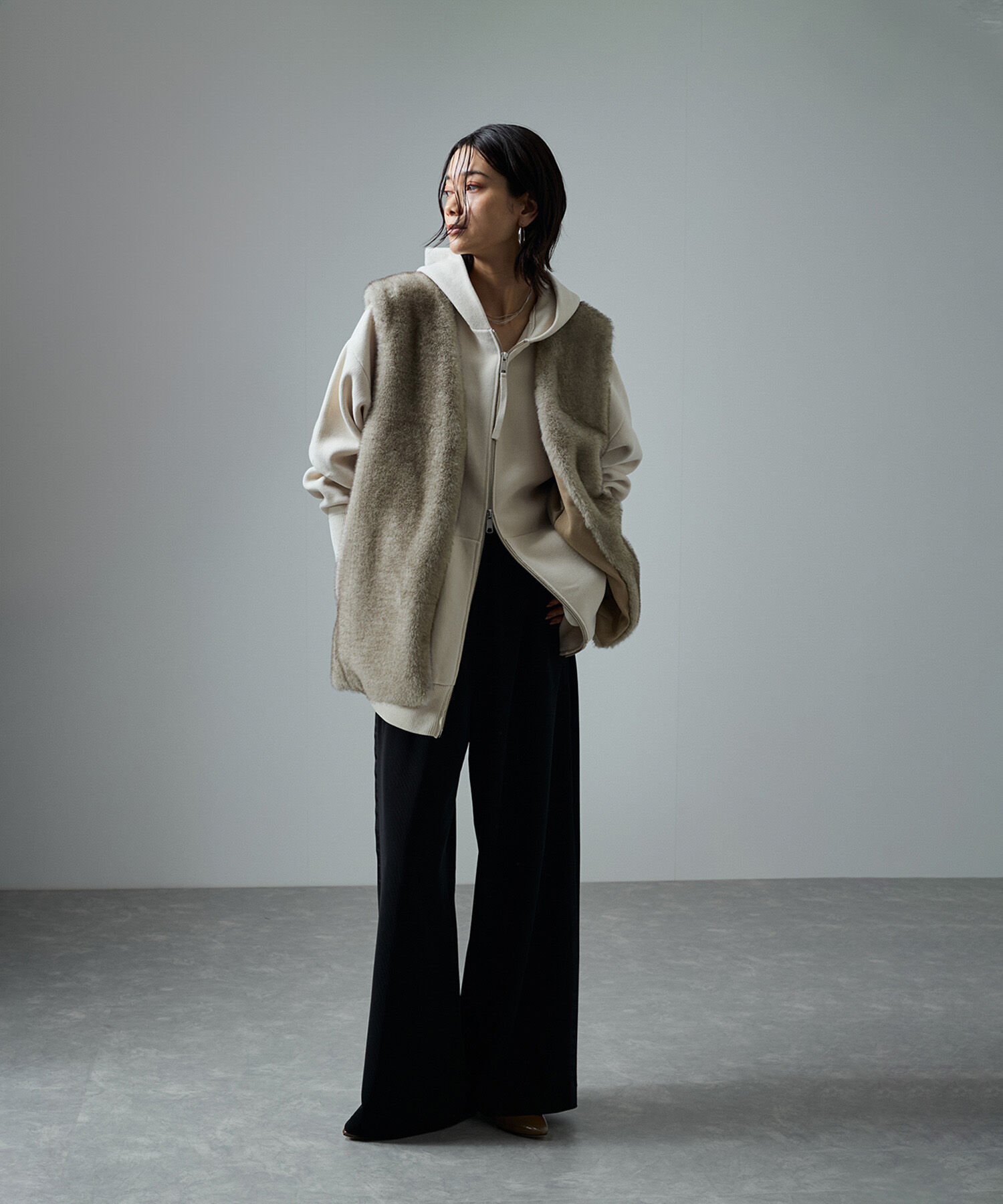 SALON adam et rope'「ミンクライクエコファージレ/ベスト【制電機能/静電気防止】」|ベスト・ジレ|