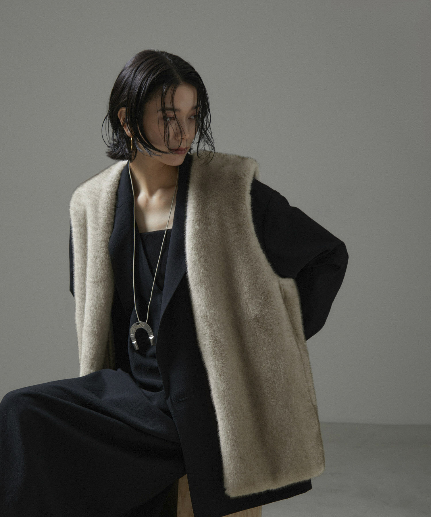 SALON adam et rope'「ミンクライクエコファージレ/ベスト【制電機能/静電気防止】」|ベスト・ジレ|