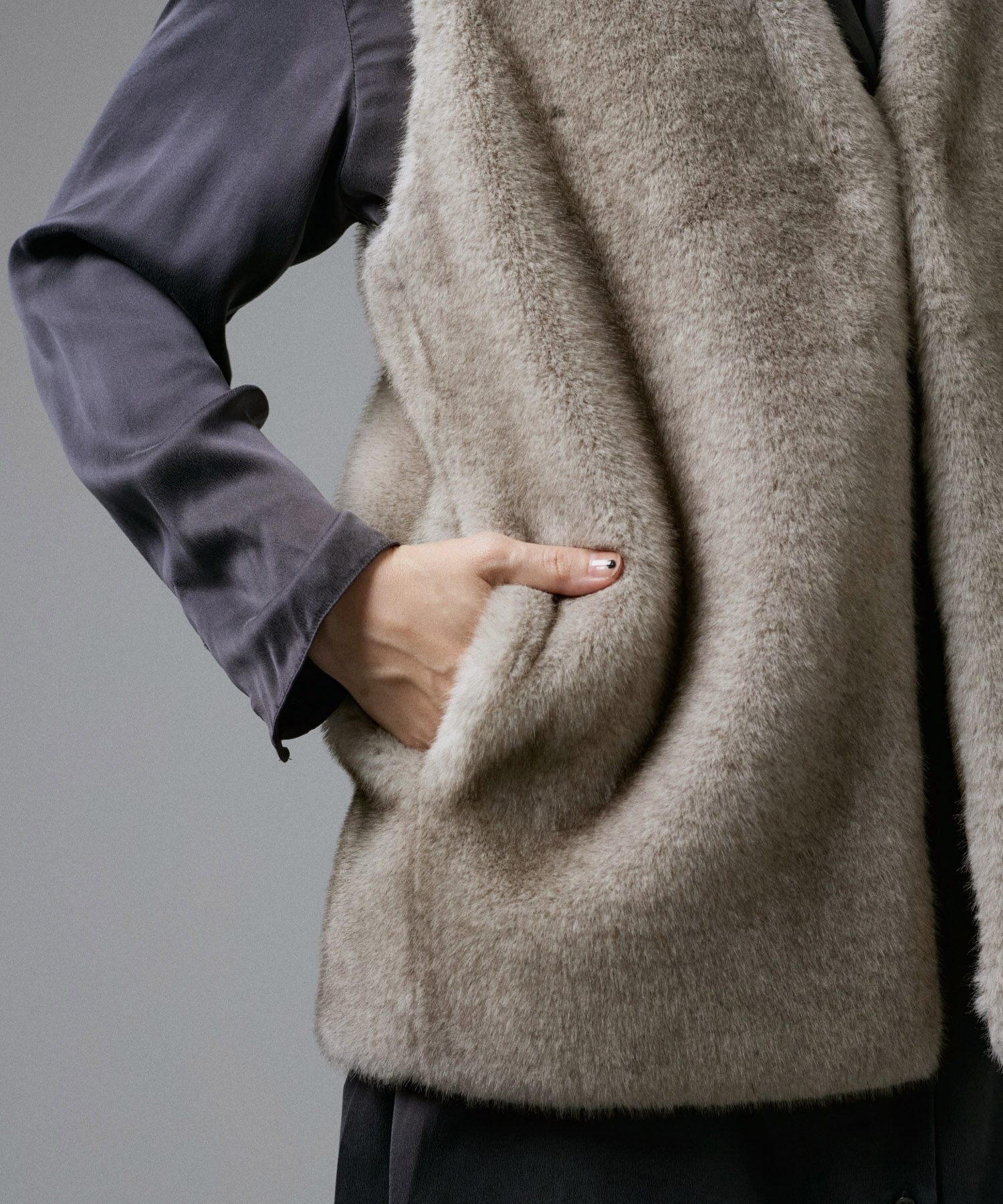 SALON adam et rope'「ミンクライクエコファージレ/ベスト【制電機能/静電気防止】」|ベスト・ジレ|