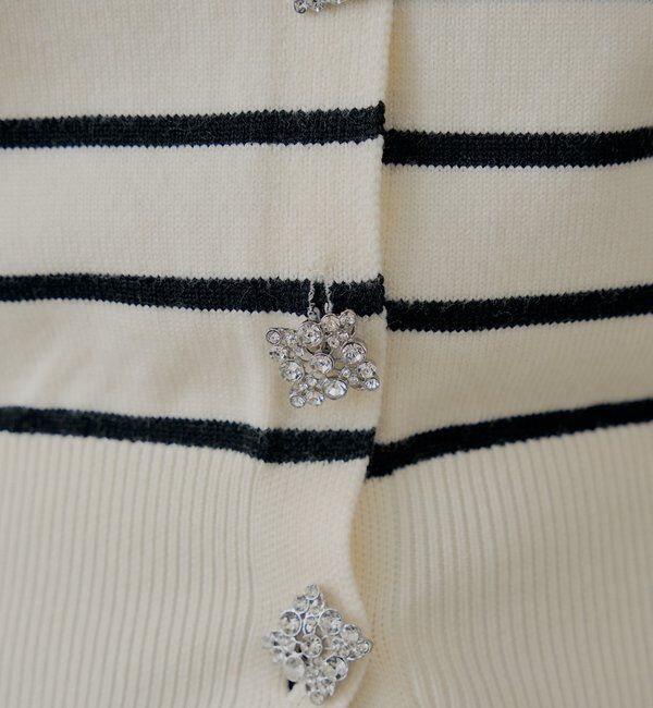  「【SALON by Chico】ビジューボタンパワショルデザインカーディガン」|カーディガン|