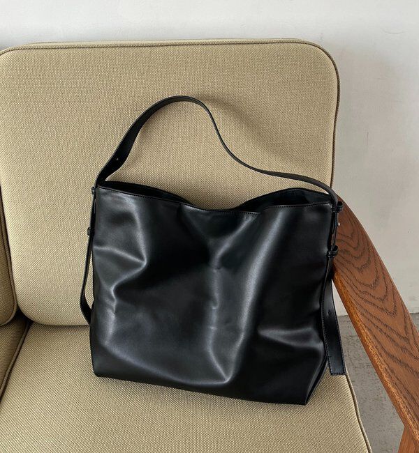  「【WEB限定カラー・ブラック/大容量】2WAYワンハンドルバッグ」|トートバッグ|