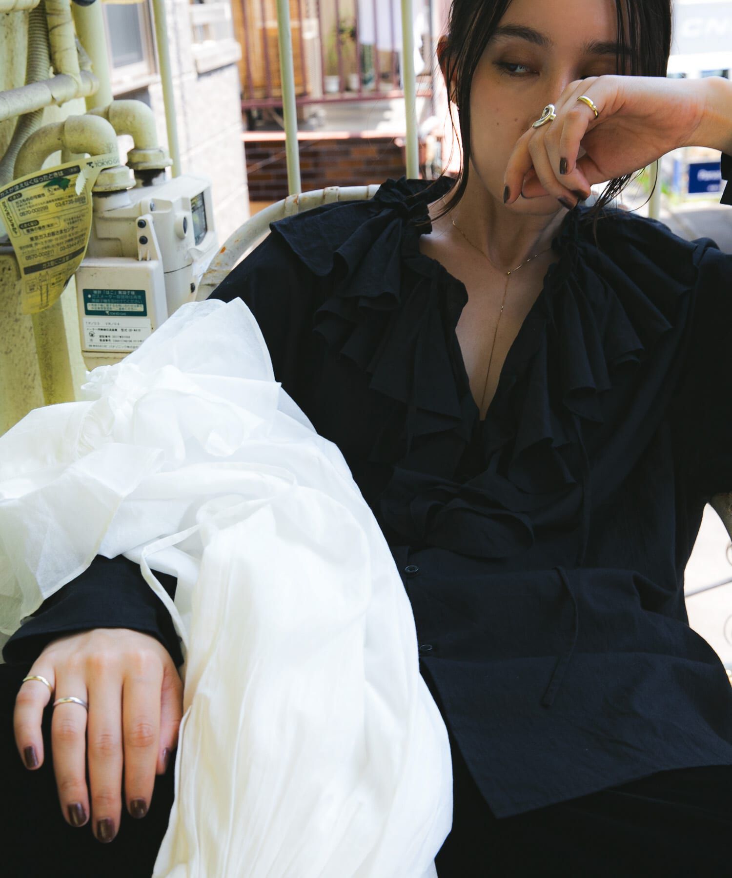 URBAN RESEARCH「『別注』crinkle crinkle crinkle&times;URBAN RESEARCH　cotton ruffle blouse」|シャツ・ブラウス|