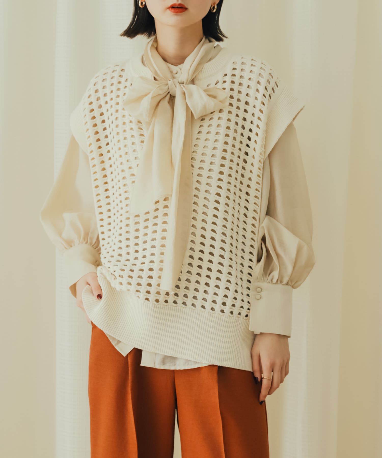 SENSE OF PLACE by URBAN RESEARCH「ホールメッシュキーネックニットベスト」|ベスト・ジレ|