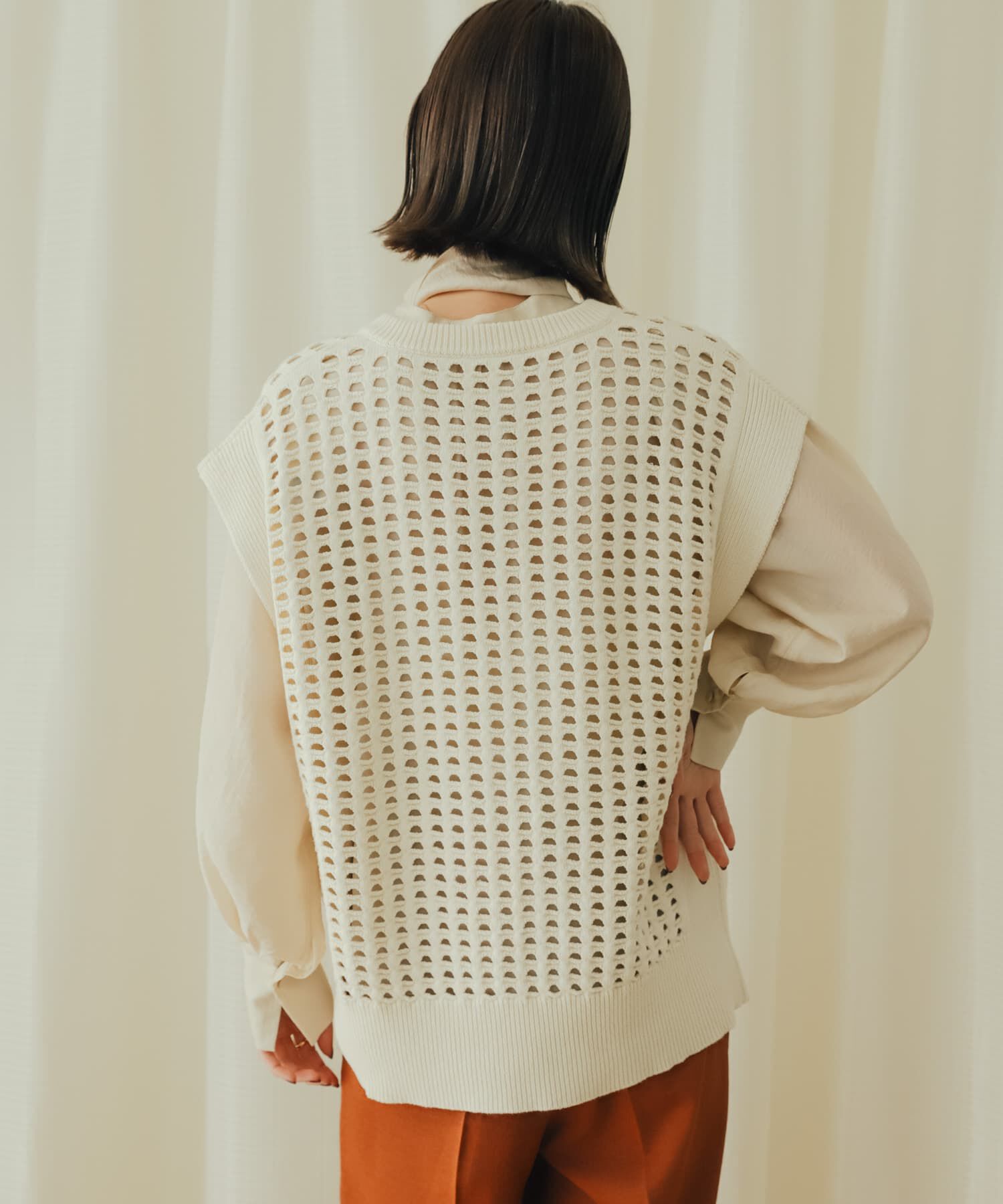 SENSE OF PLACE by URBAN RESEARCH「ホールメッシュキーネックニットベスト」|ベスト・ジレ|