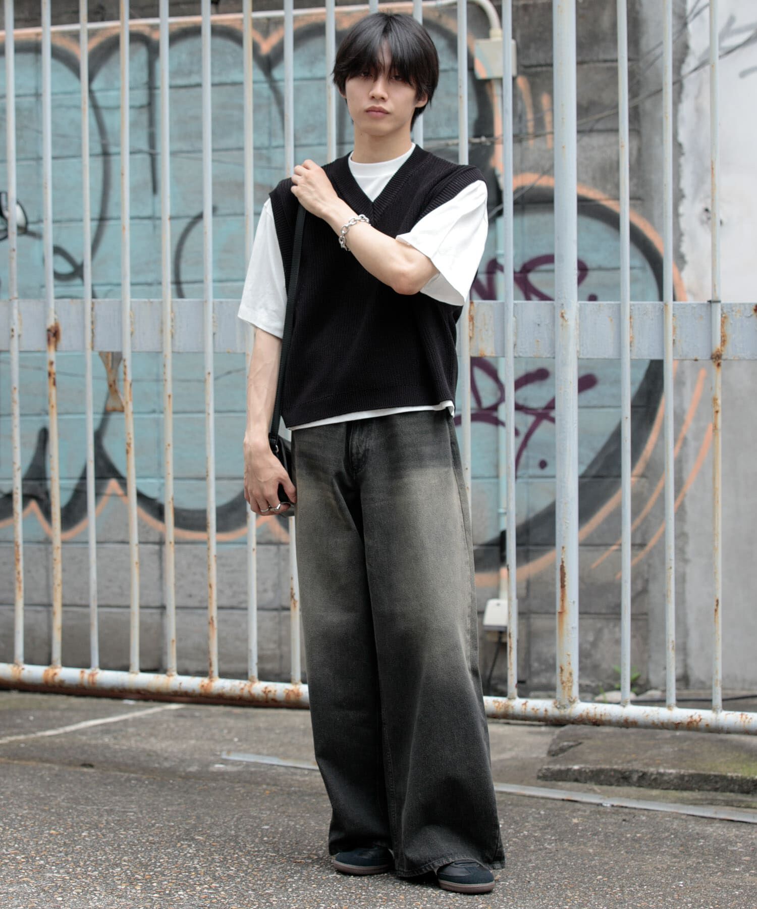 SENSE OF PLACE by URBAN RESEARCH「アゼアミクロップドニットベスト」|ベスト・ジレ|