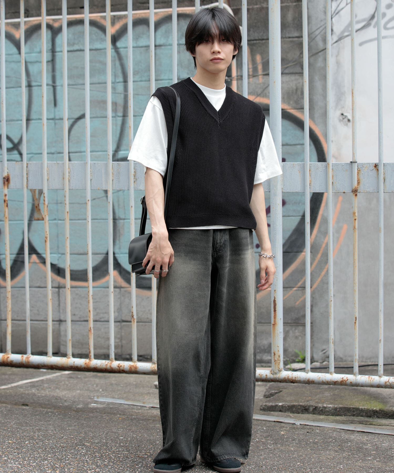 SENSE OF PLACE by URBAN RESEARCH「アゼアミクロップドニットベスト」|ベスト・ジレ|