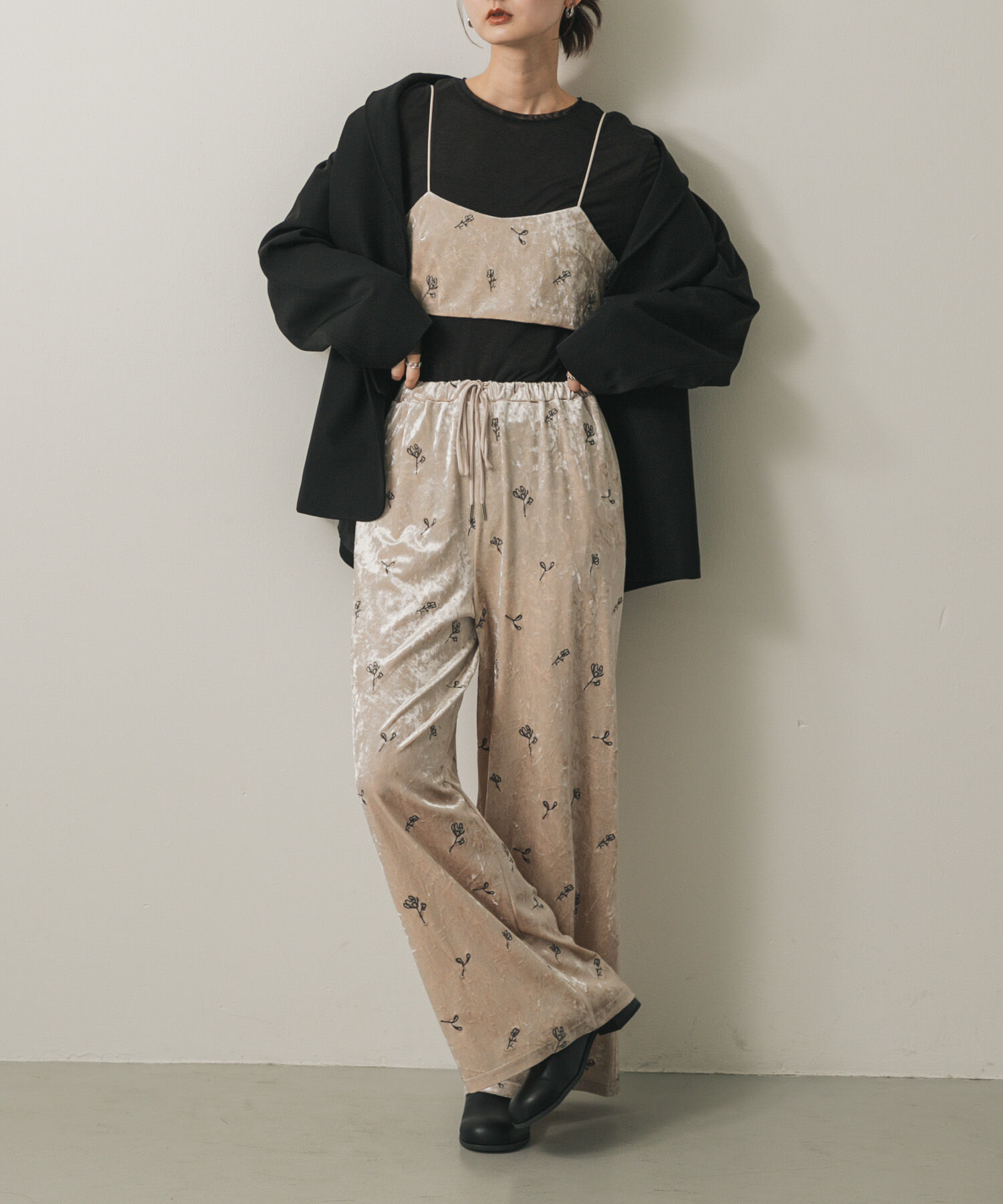 SENSE OF PLACE by URBAN RESEARCH「ベロアシシュウパンツ」|その他|ベージュ