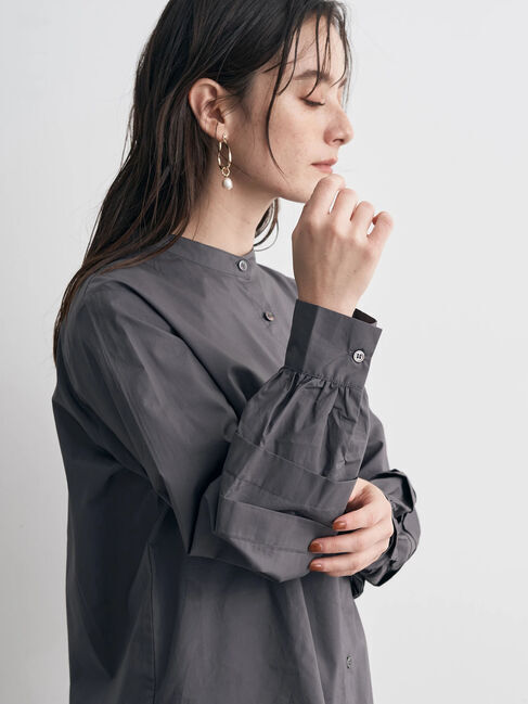 YECCA VECCA「シャツレイヤードニットベスト」|シャツ・ブラウス|