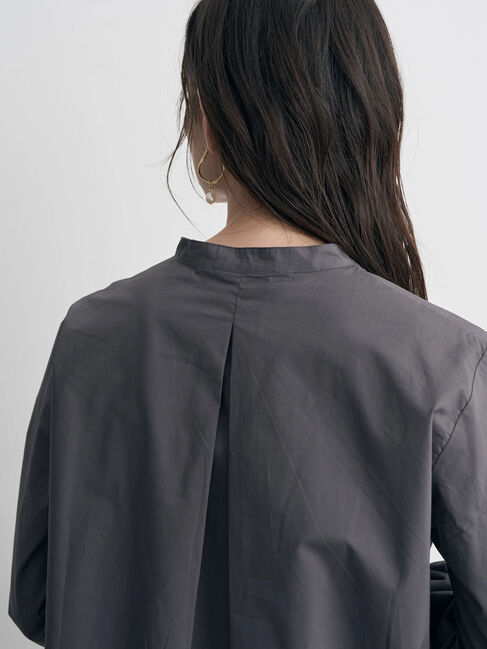 YECCA VECCA「シャツレイヤードニットベスト」|シャツ・ブラウス|