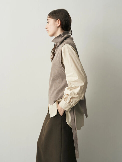 YECCA VECCA「シャツレイヤードニットベスト」|シャツ・ブラウス|