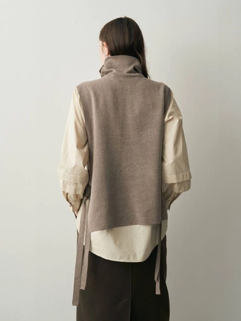 YECCA VECCA「シャツレイヤードニットベスト」|シャツ・ブラウス|