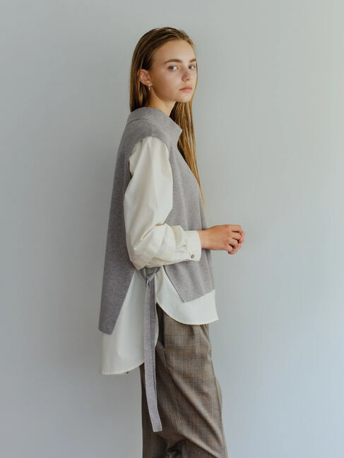 YECCA VECCA「シャツレイヤードニットベスト」|シャツ・ブラウス|