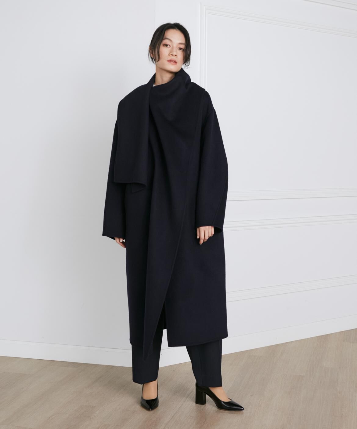 INED「《大きいサイズ》ストール風ラップリバーコート《la veille by SUPERIOR CLOSET》」|ステンカラーコート|