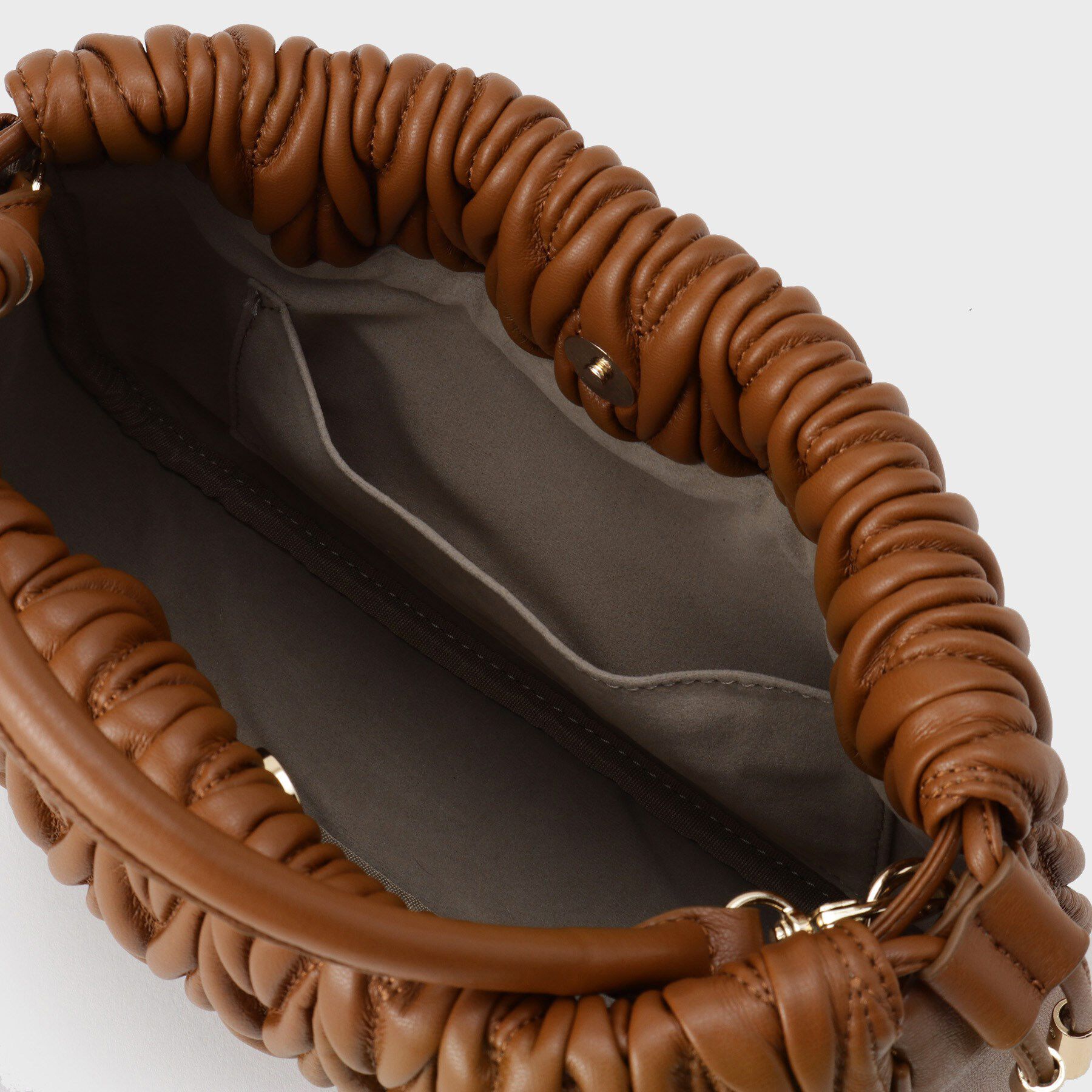 UNTITLED「【セレモニーにも！】ソフトギャザーショルダー」|ショルダー・メッセンジャー|