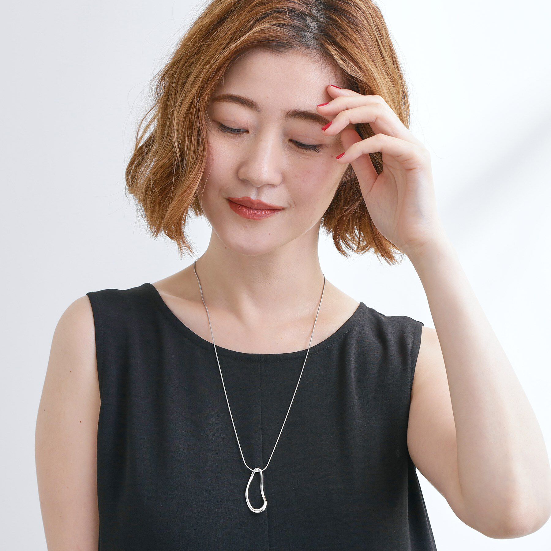 grove「【ネックホルダー】変形オーバルチェーンネックレス」|ネックレス|