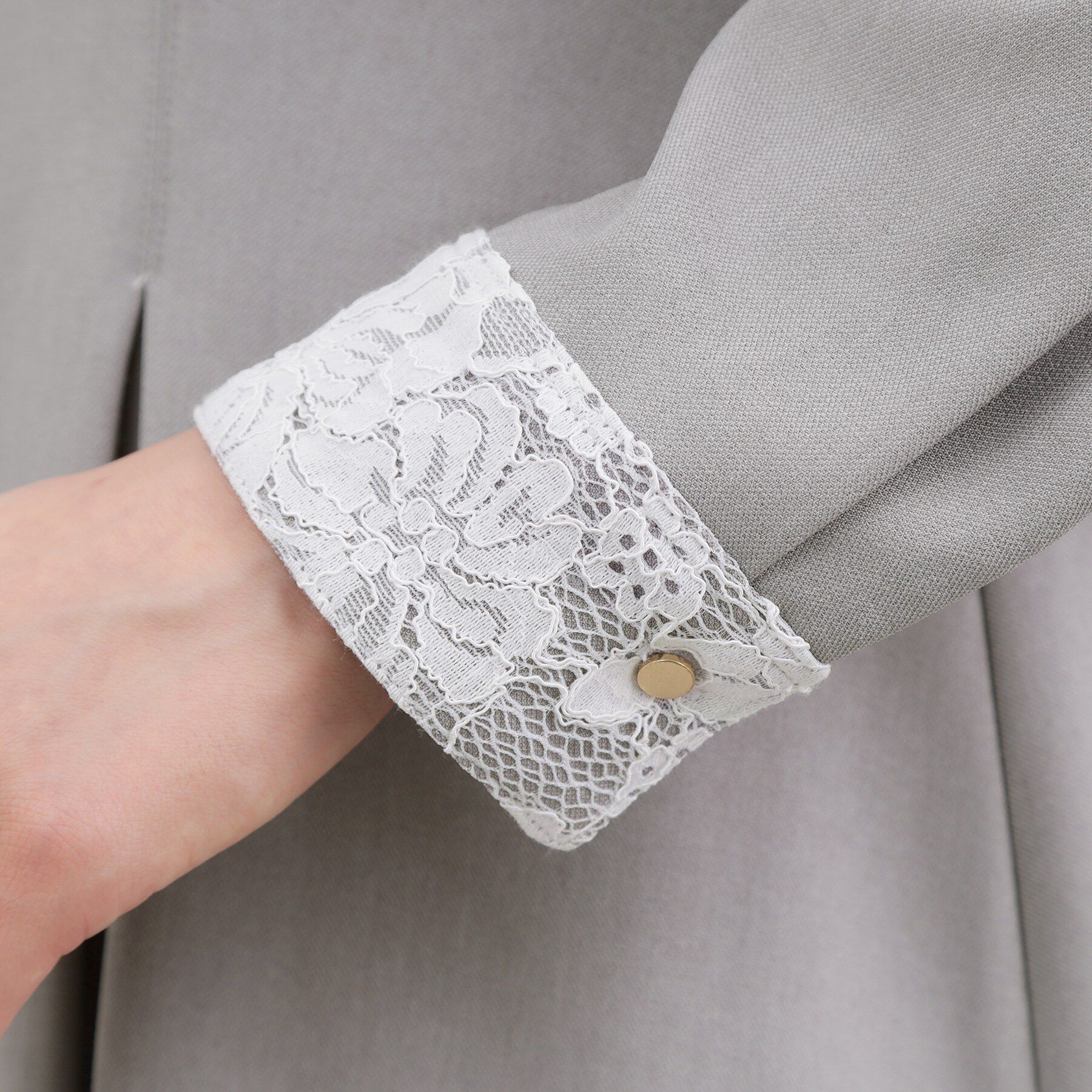 grove「晴れの日にも映える、品よく華やかなシャツワンピース」|ワンピース|